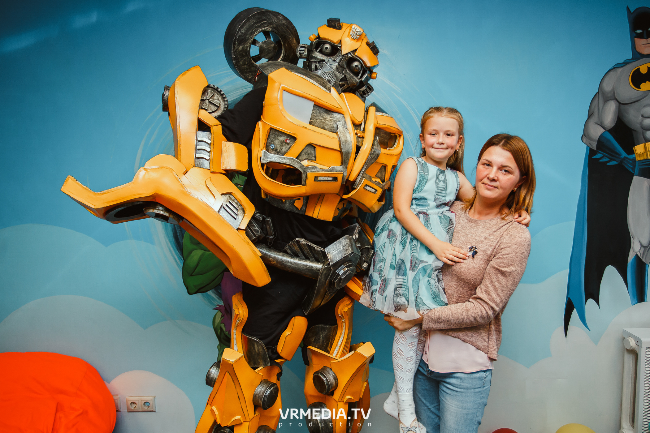 День рождения в «АкунаМатата»