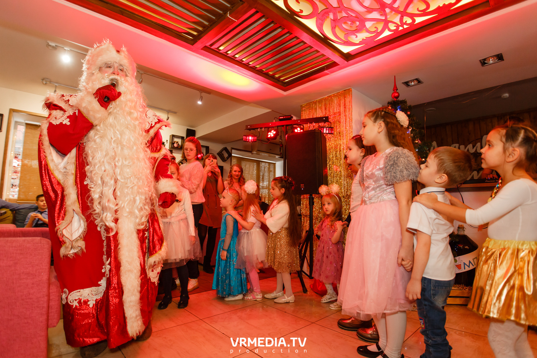 Волшебный новый год для самых важных гостей в ресторане «кАмпот»