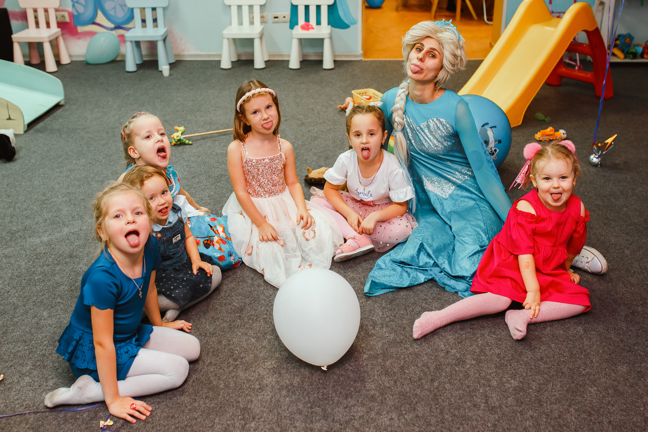 День рождения в «АкунаМатата»