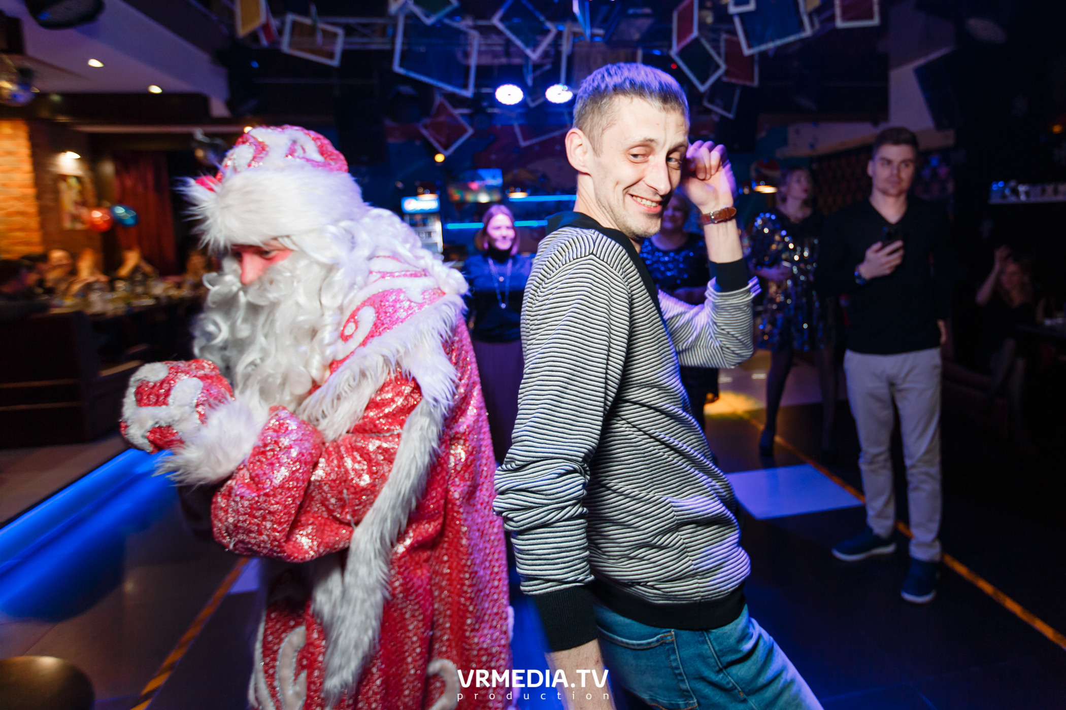 #СтихийныйКорпорат в караоке-баре «Четыре стихии»