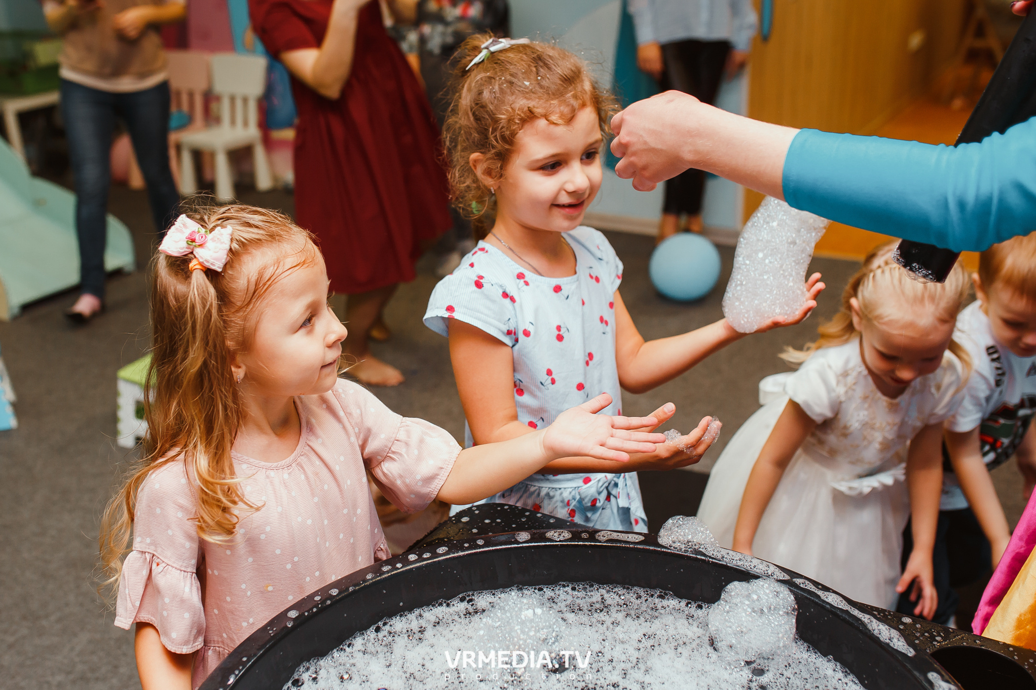 День рождения в «АкунаМатата»