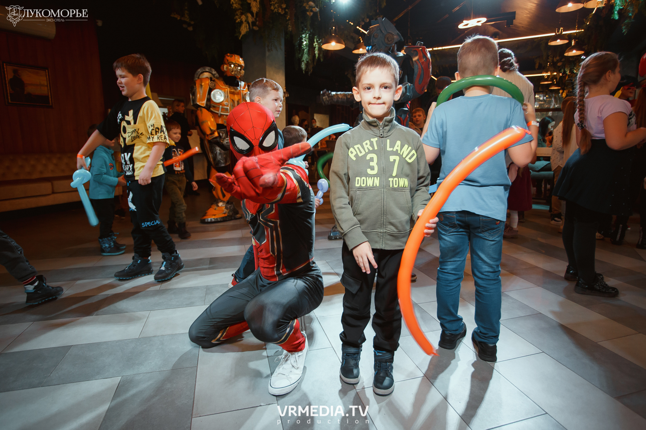 Трансформеры в эко-отеле «Лукоморье»