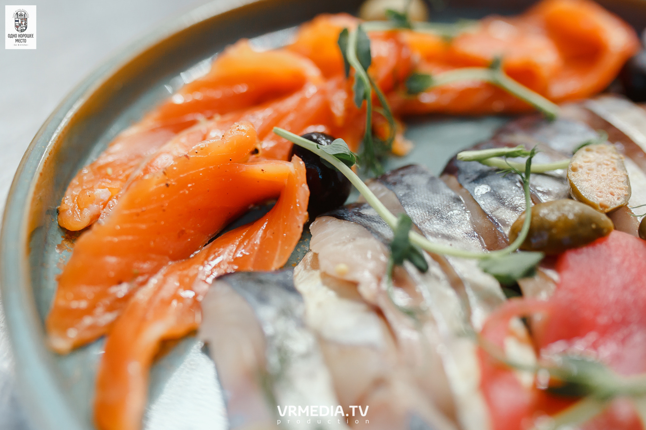 Новогодние корпоративы в ресторане «Одно хорошее место»