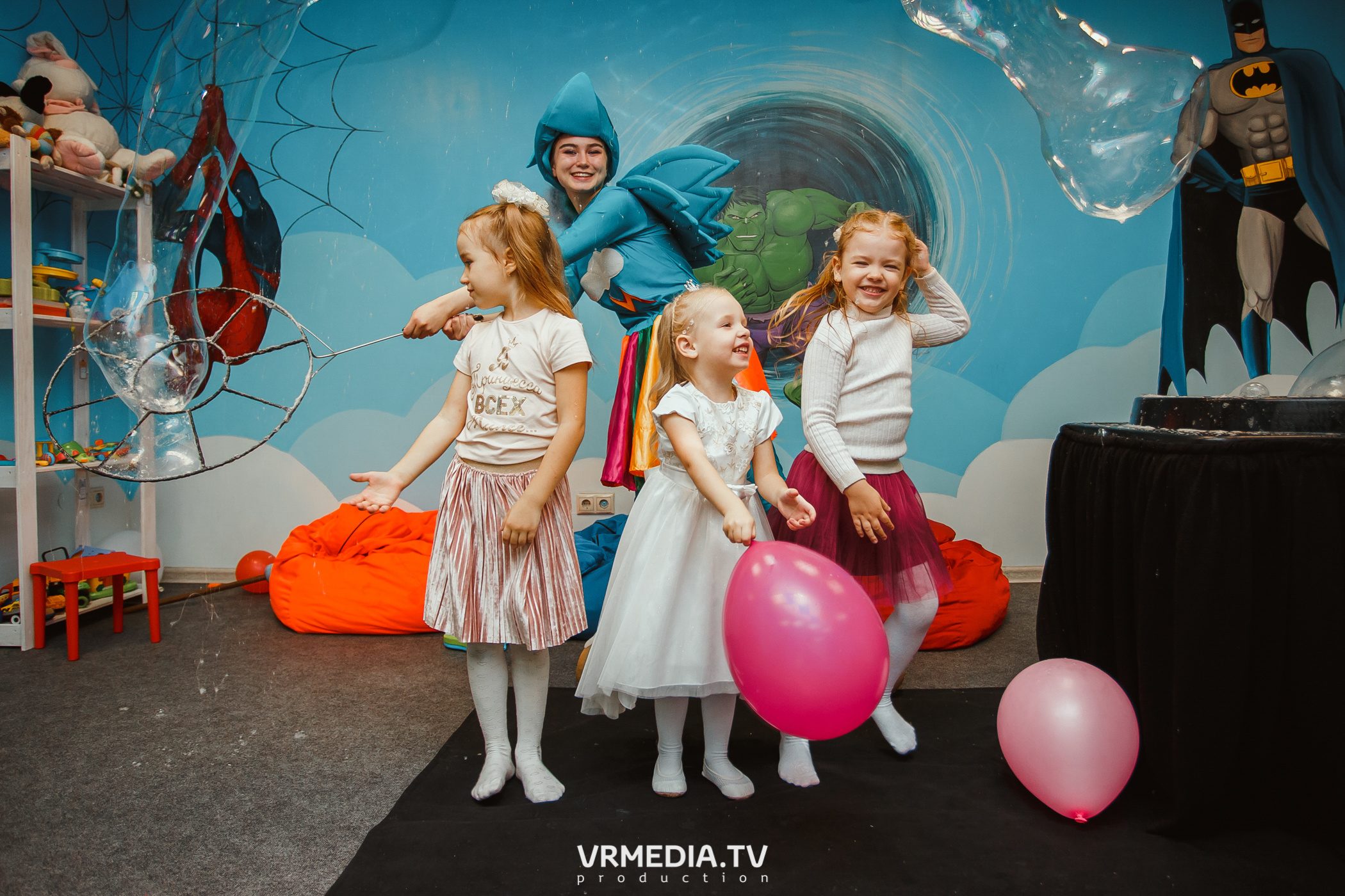 День рождения в «АкунаМатата»