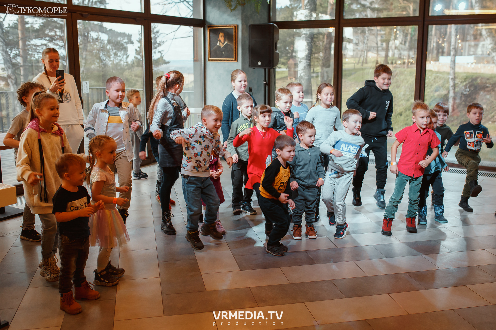 Трансформеры в эко-отеле «Лукоморье»