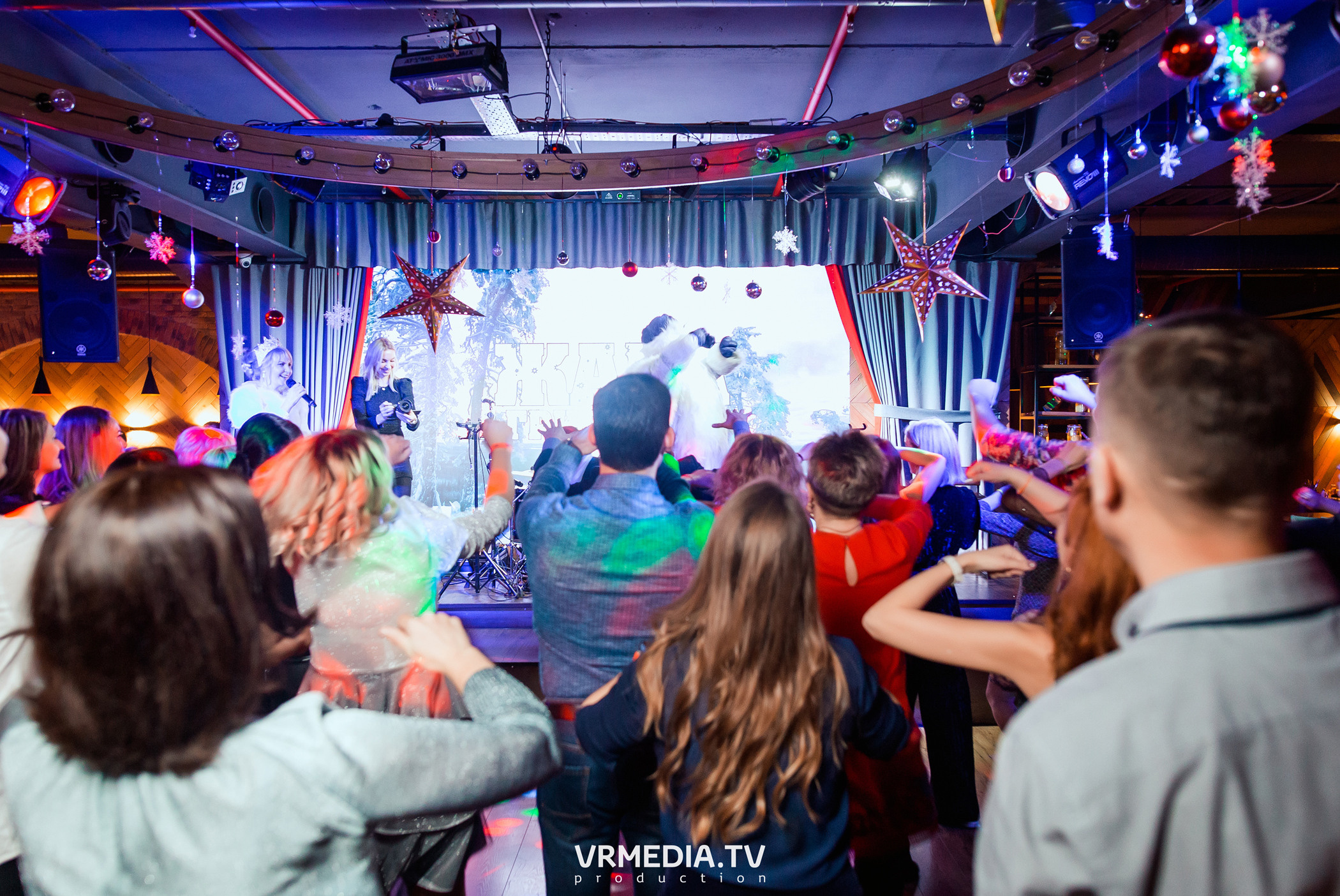 Новогодние корпоративы в гриль-баре «Жара»