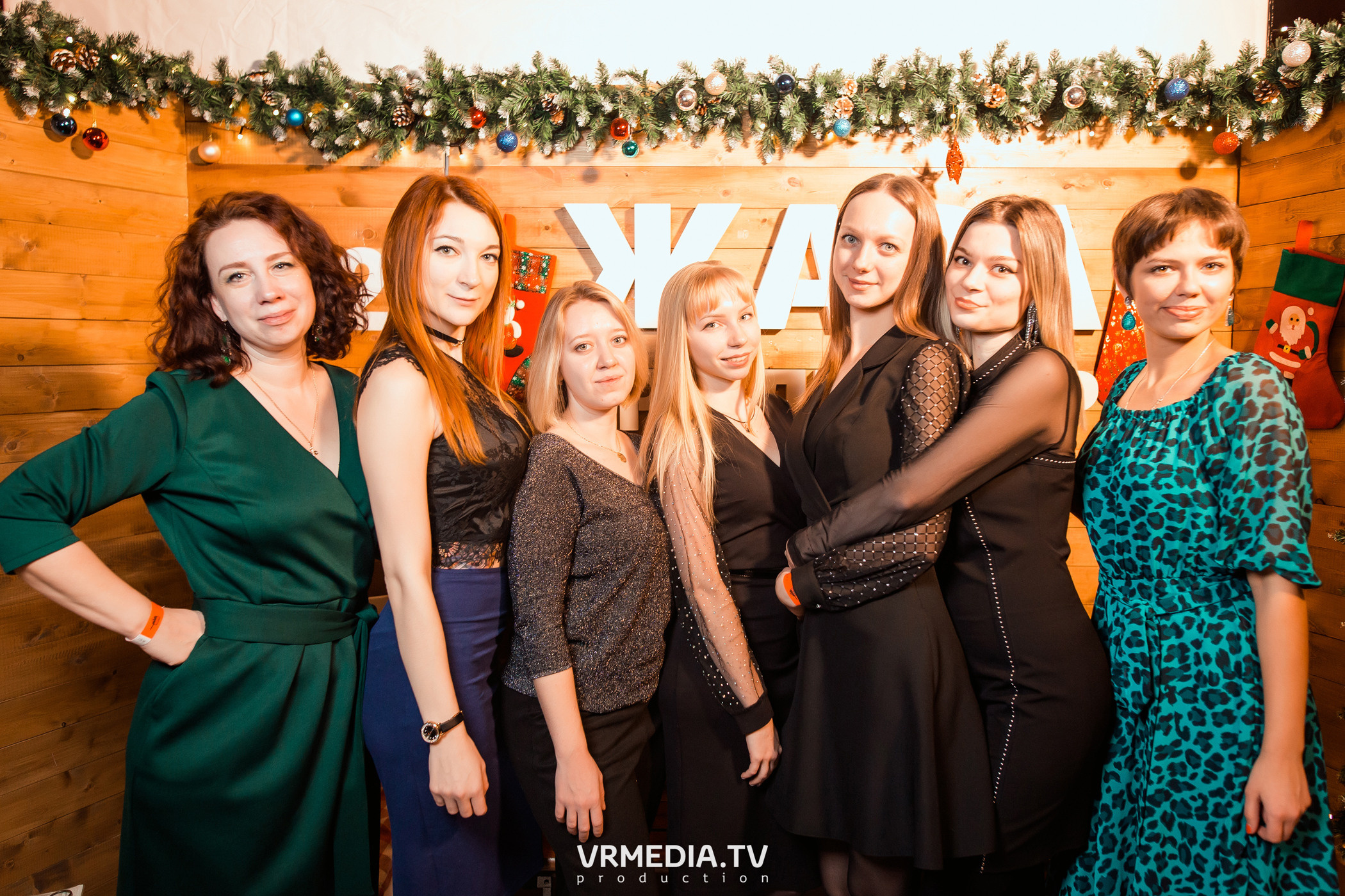 Новогодние корпоративы в гриль-баре «Жара»