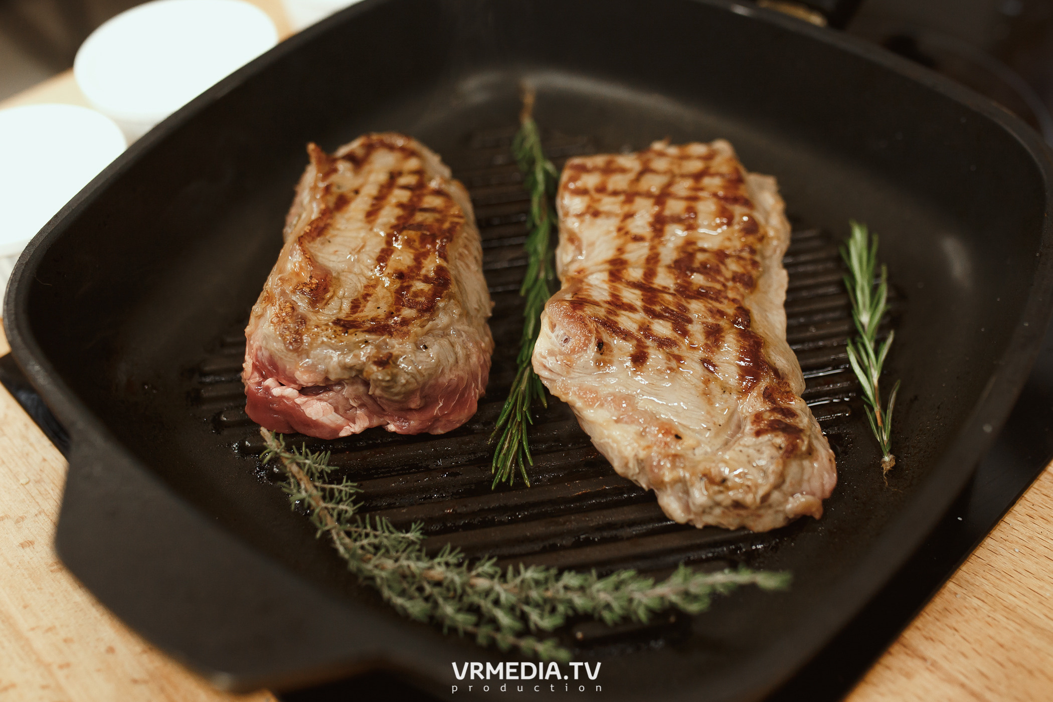 Кулинарная студия «Артишок». Битва столов: Барберы GoodMan — жарят мяс