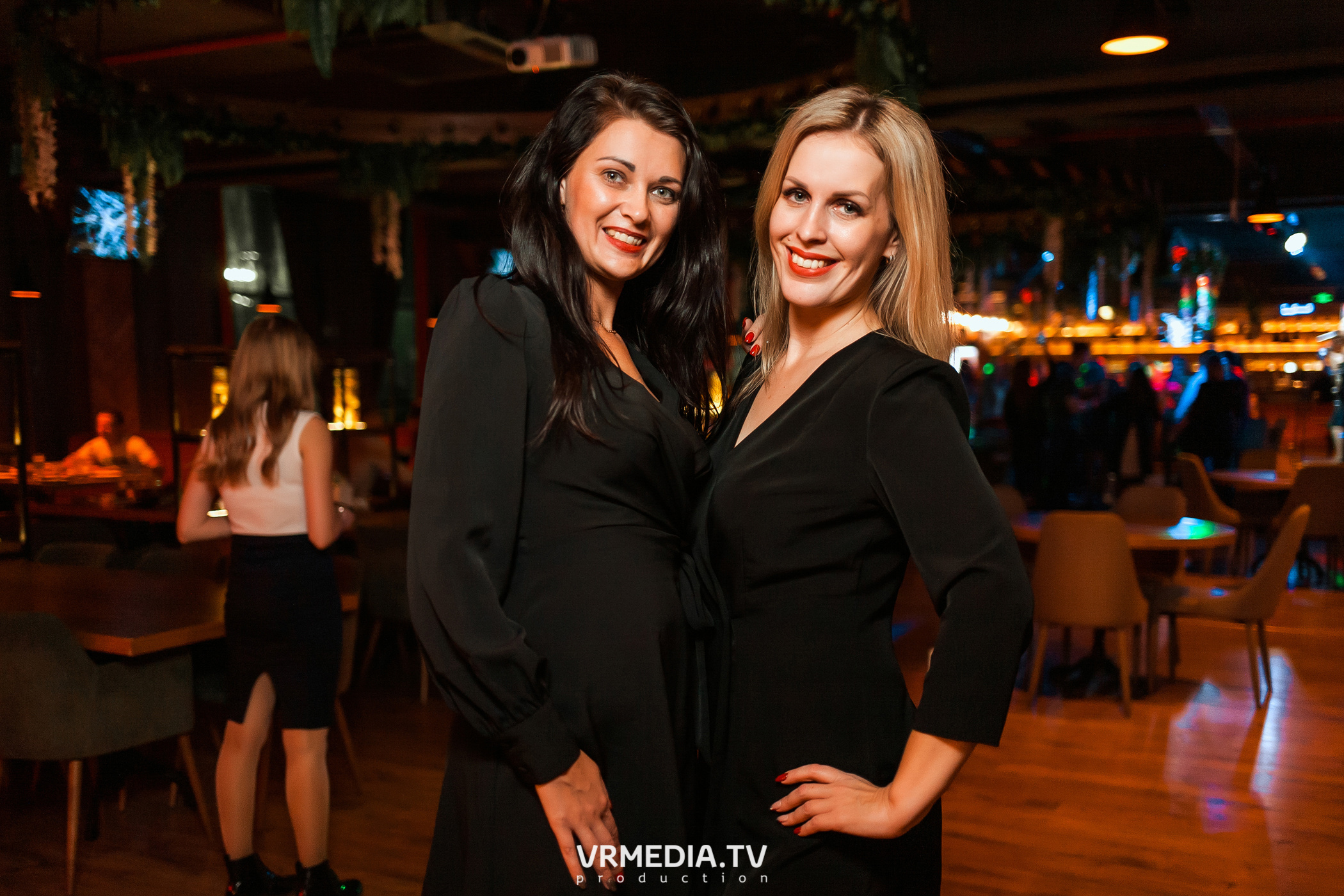 Группа «Коктейль Молотова» в гриль-баре «Жара»