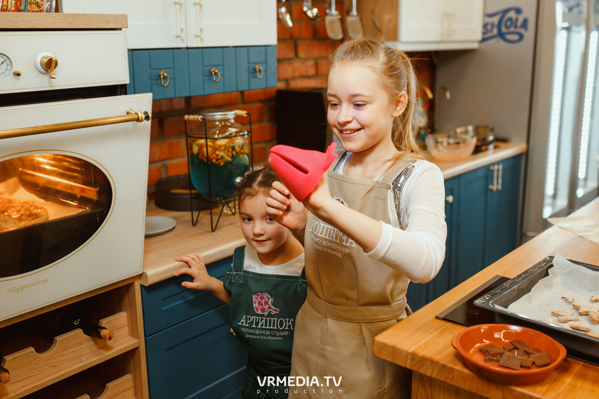 День рождения Лизы Зайцевой в кулинарной студии «Артишок»