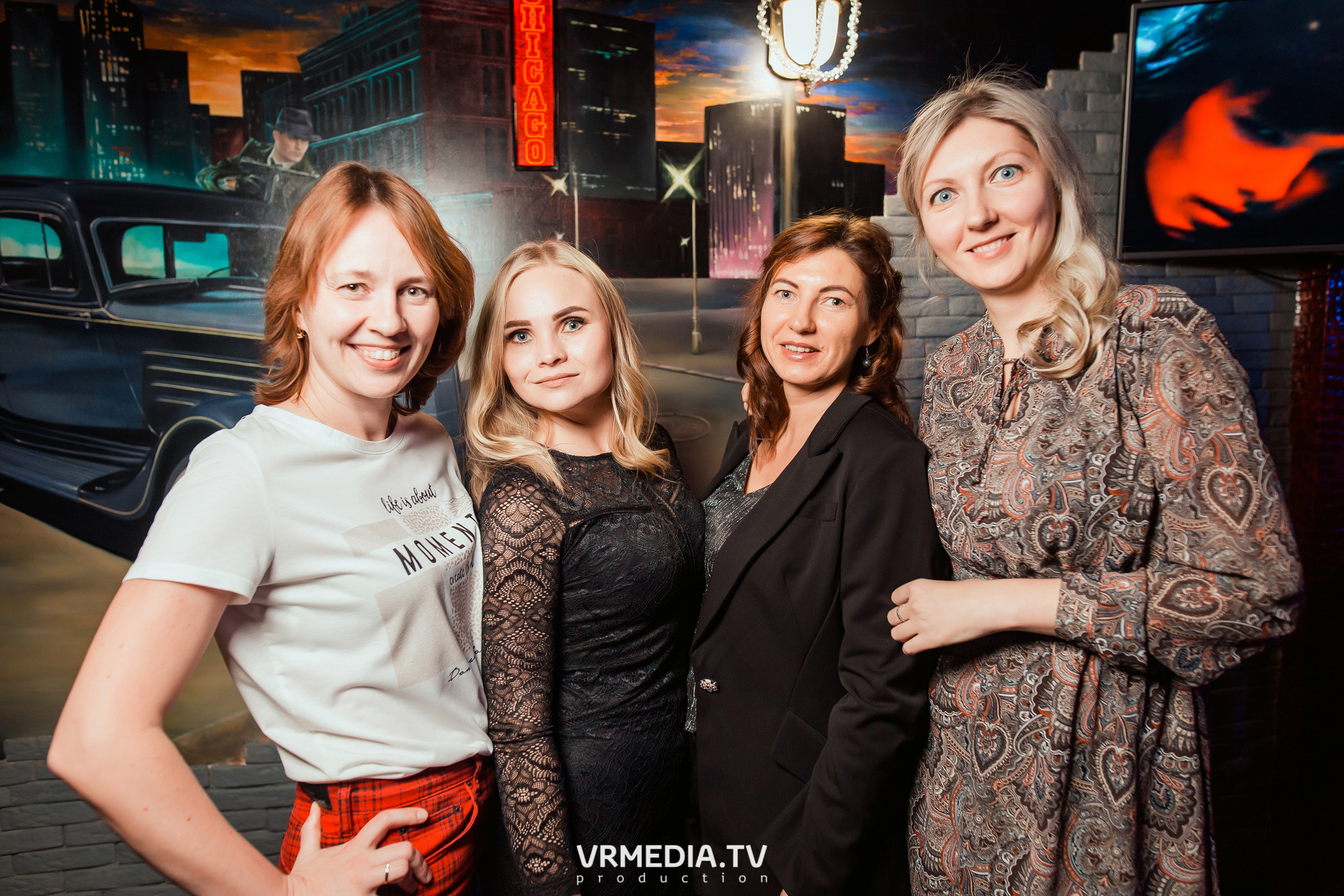 Новогодние корпоративы в караоке «Chicago»