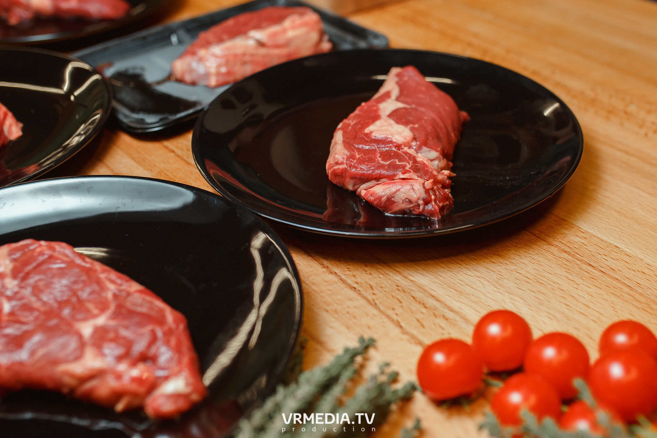 Кулинарная студия «Артишок». Битва столов: Барберы GoodMan — жарят мяс