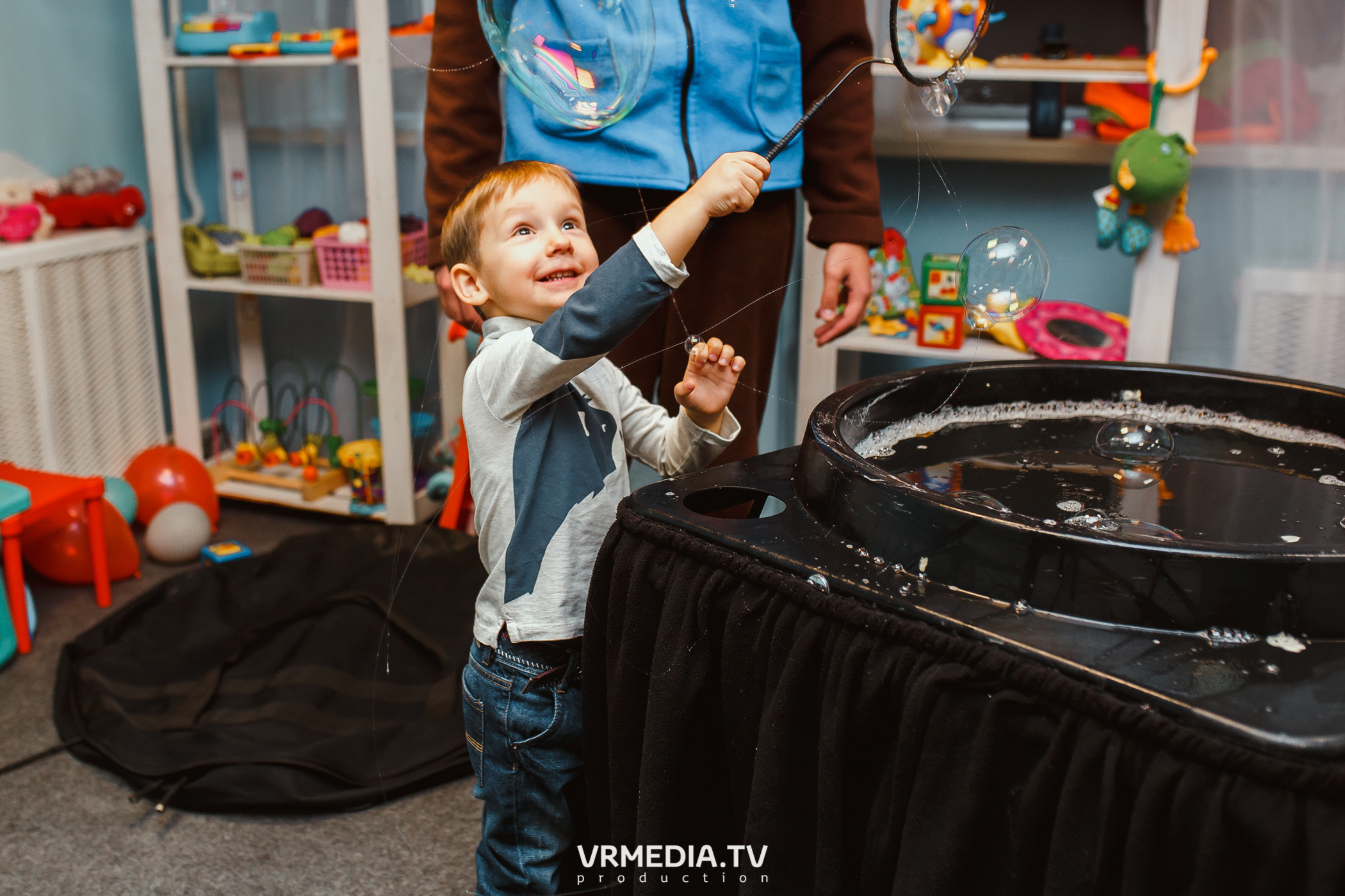 День рождения в «АкунаМатата»