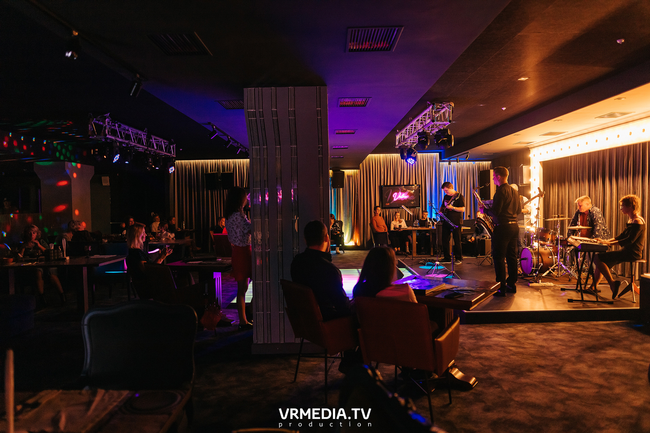 Джазовая среда. Рок в стиле джаз