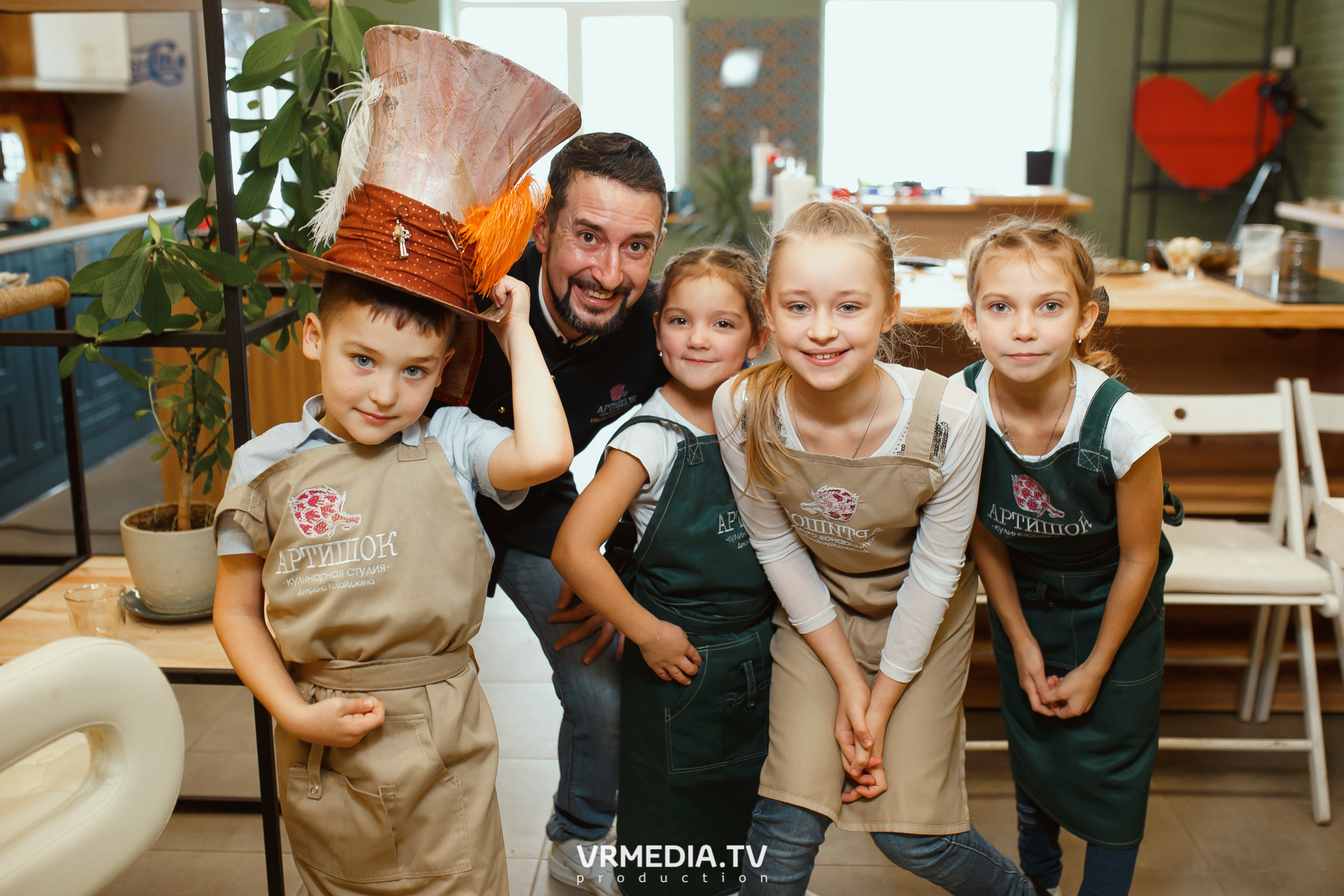 День рождения Лизы Зайцевой в кулинарной студии «Артишок»
