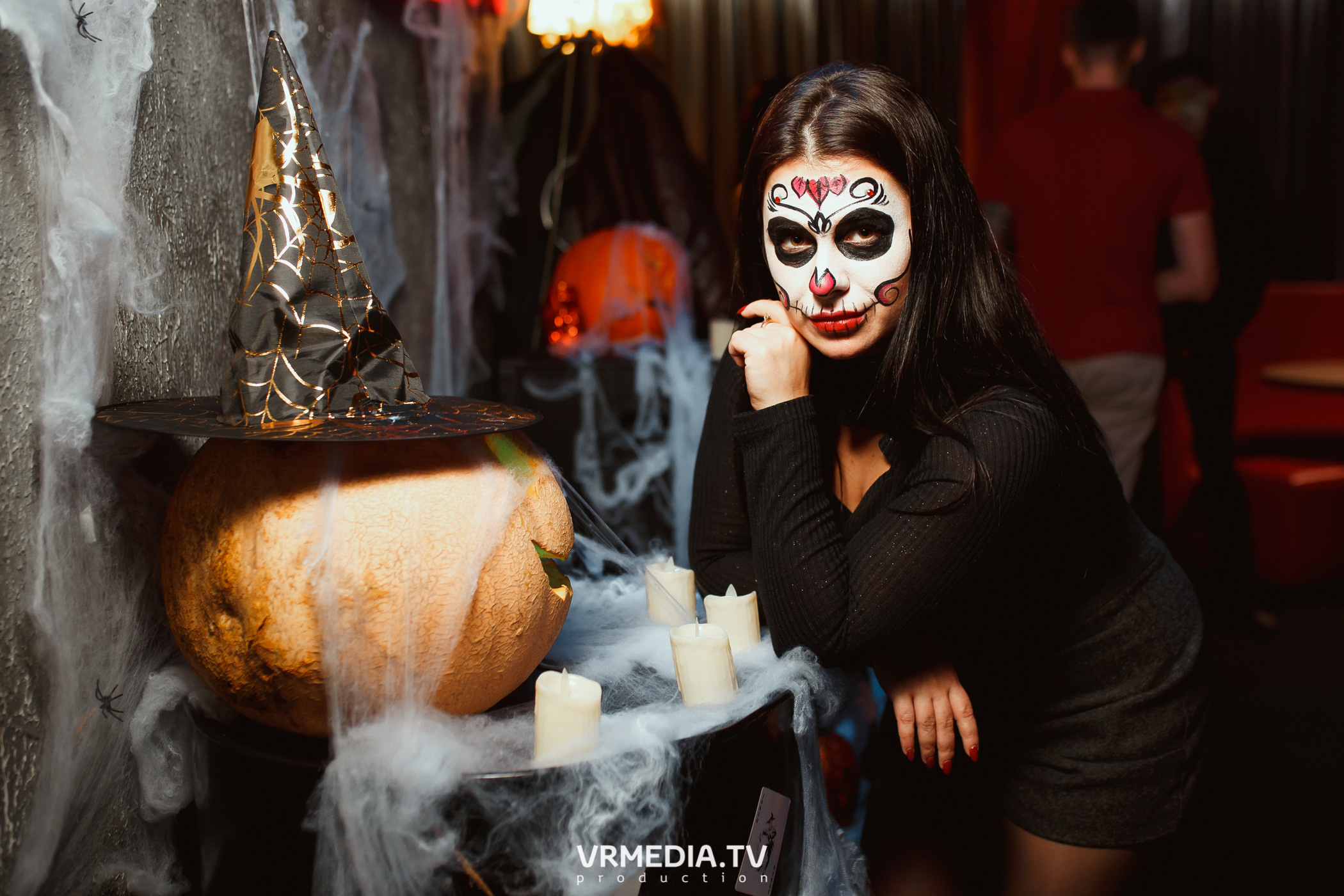 Halloween party в караоке-клубе «Chicago»