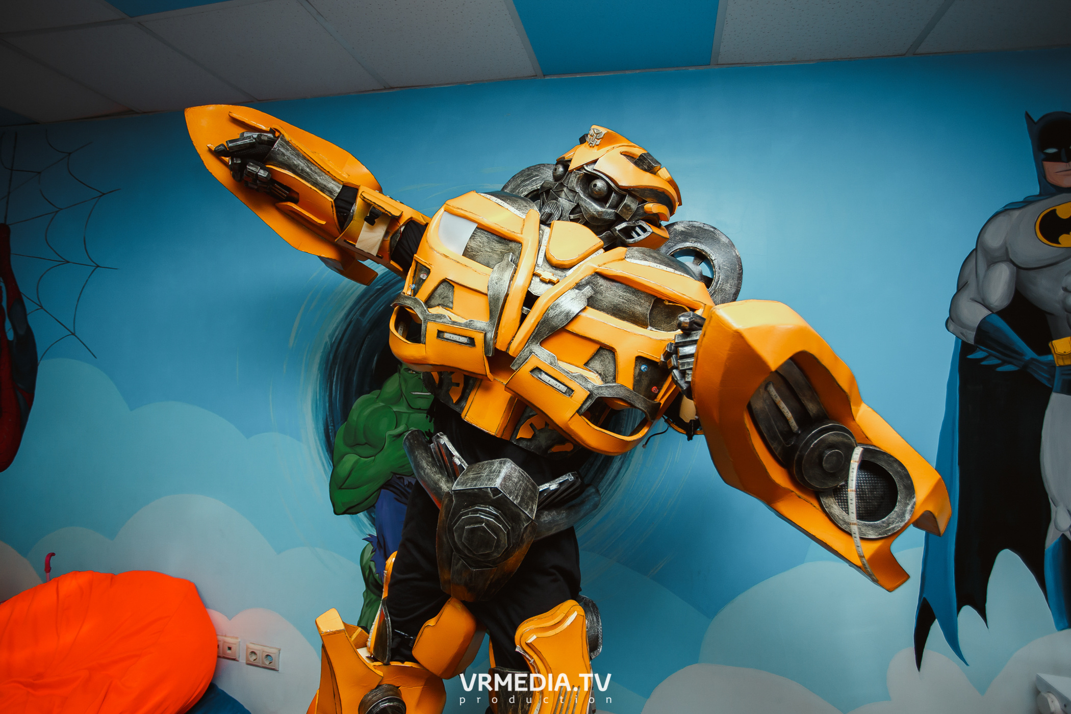 День рождения в «АкунаМатата»