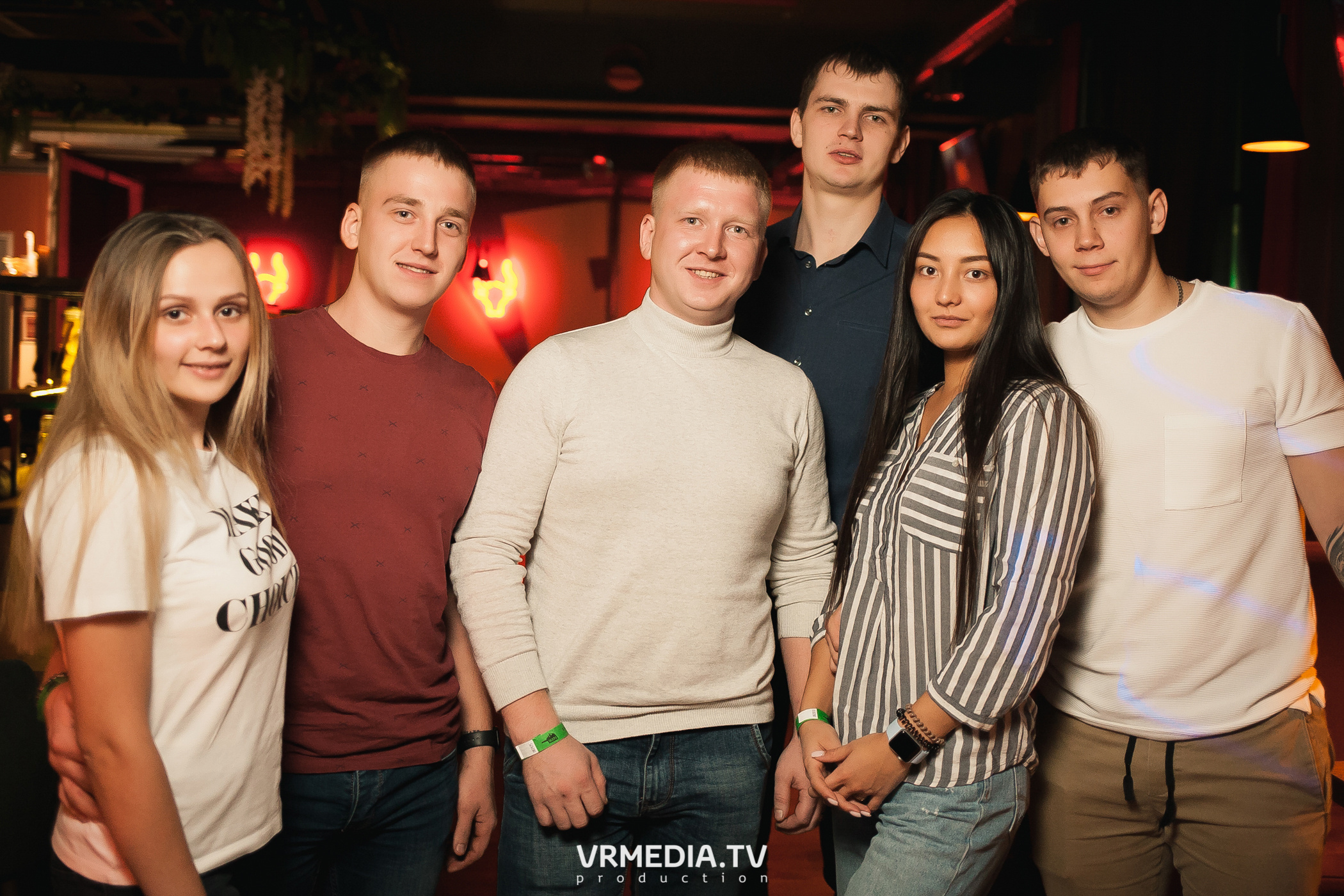 Группа «Коктейль Молотова» в гриль-баре «Жара»