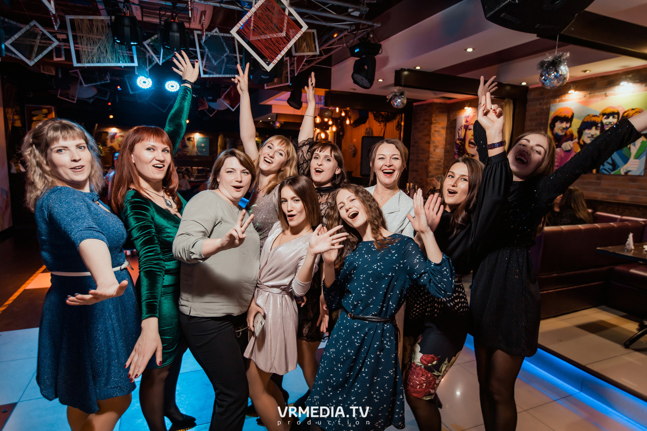 #СтихийныйКорпорат в караоке-баре «Четыре стихии»