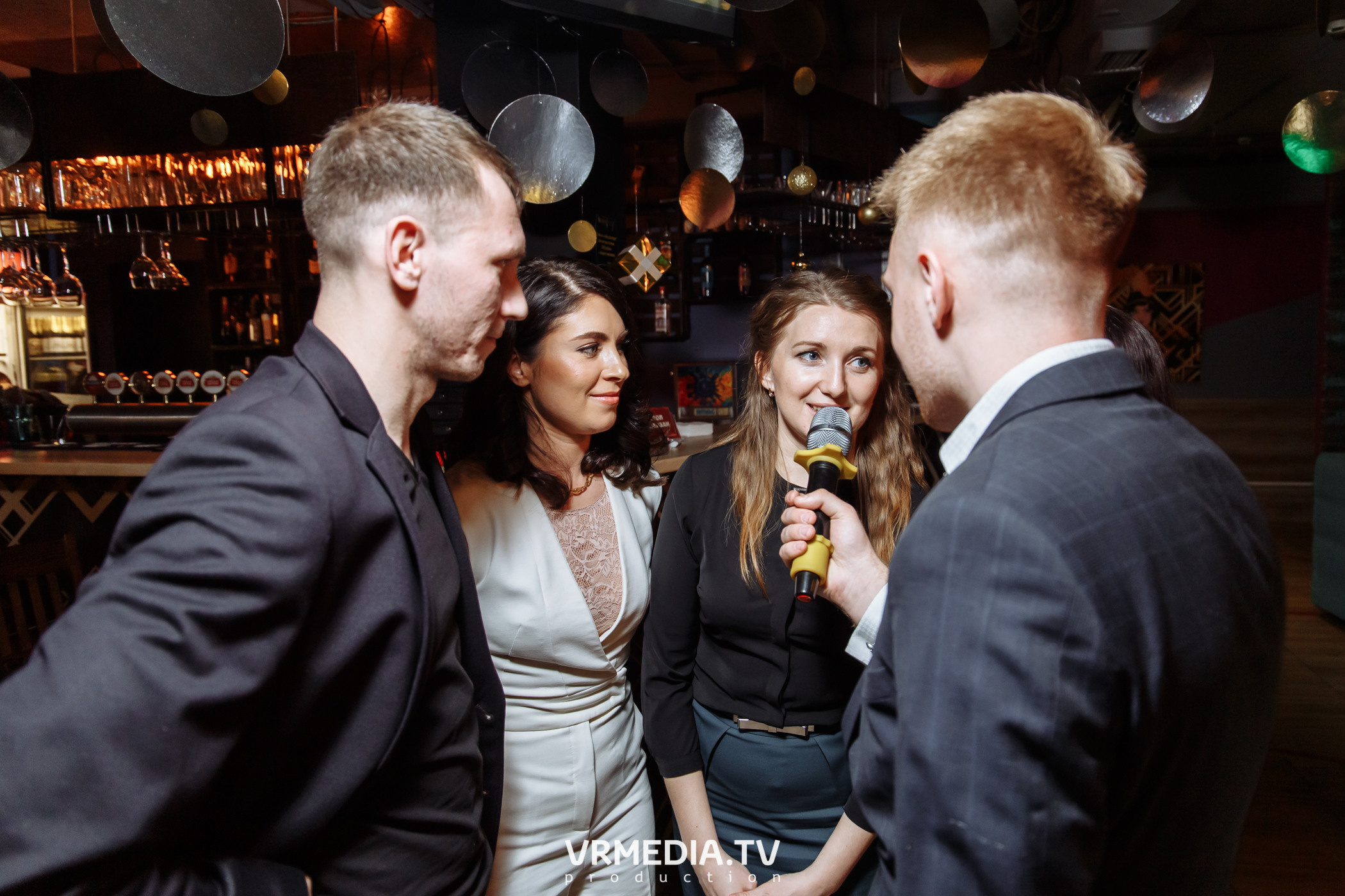 Новогодние корпоративы в караоке «Mimo Not»