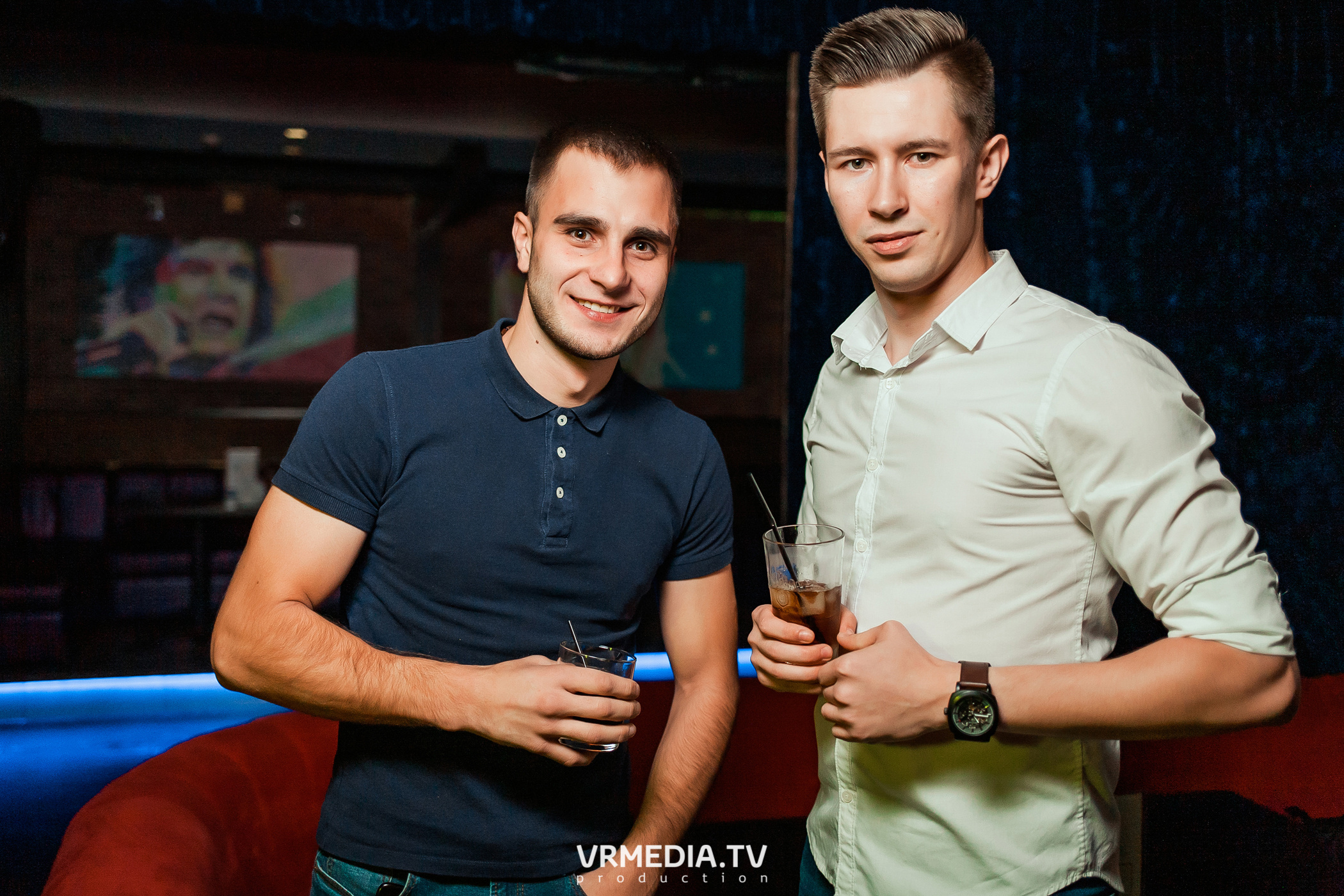 Стихийный HAPPY BIRTHDAY в караоке-баре «Четыре стихии»