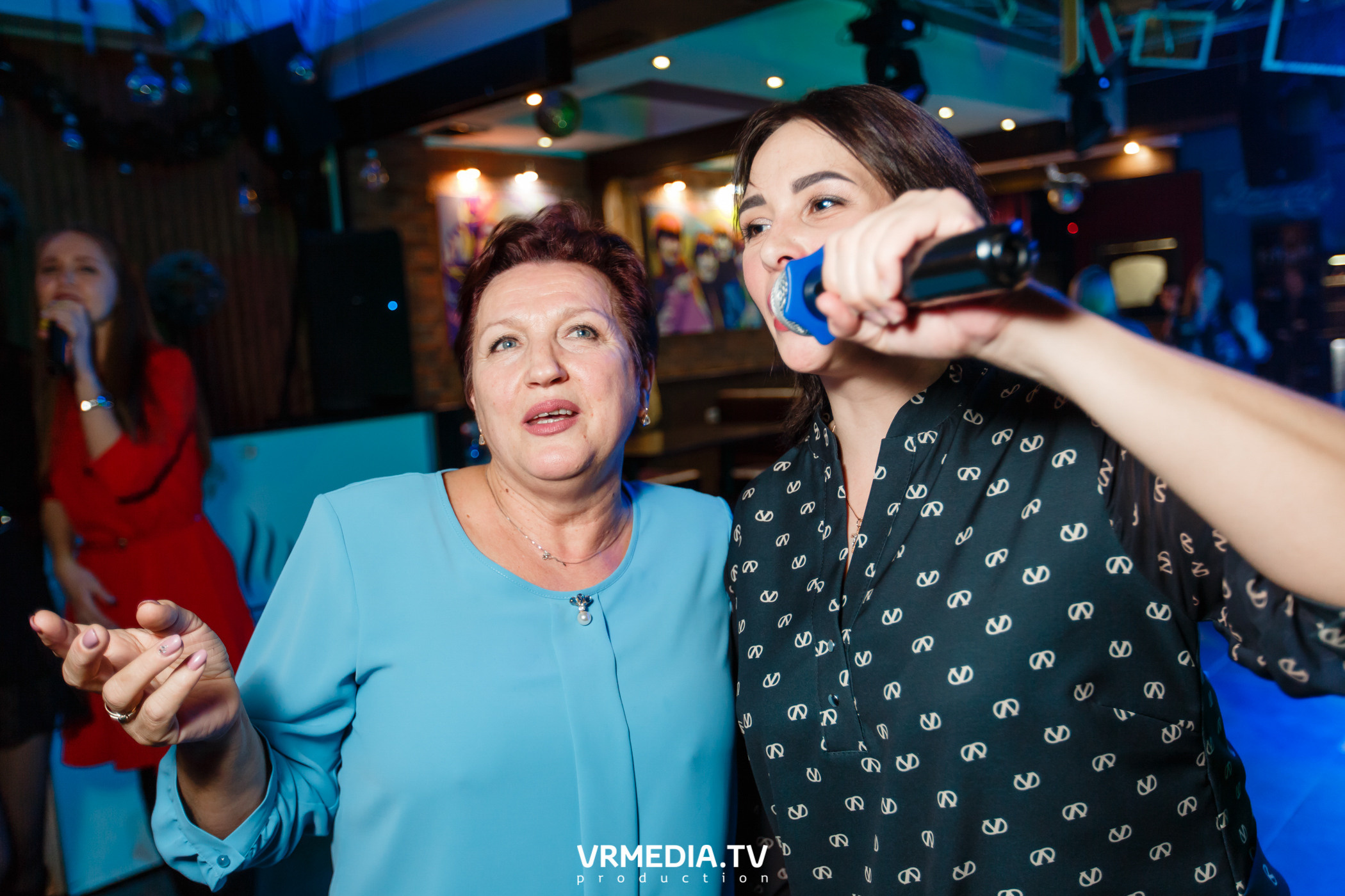 #СтихийныйКорпорат в караоке-баре «Четыре стихии»