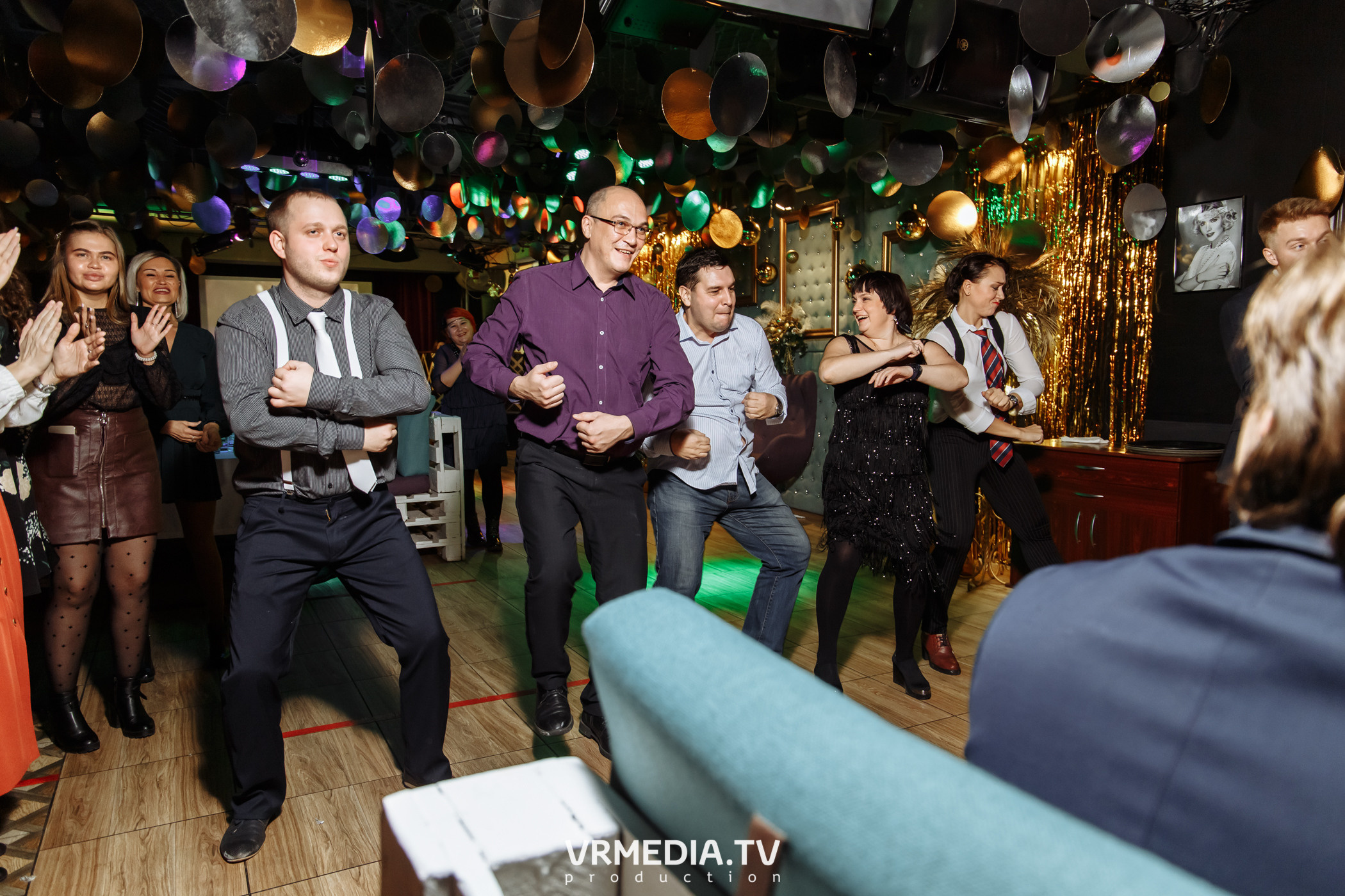 Новогодние корпоративы в караоке «Mimo Not»