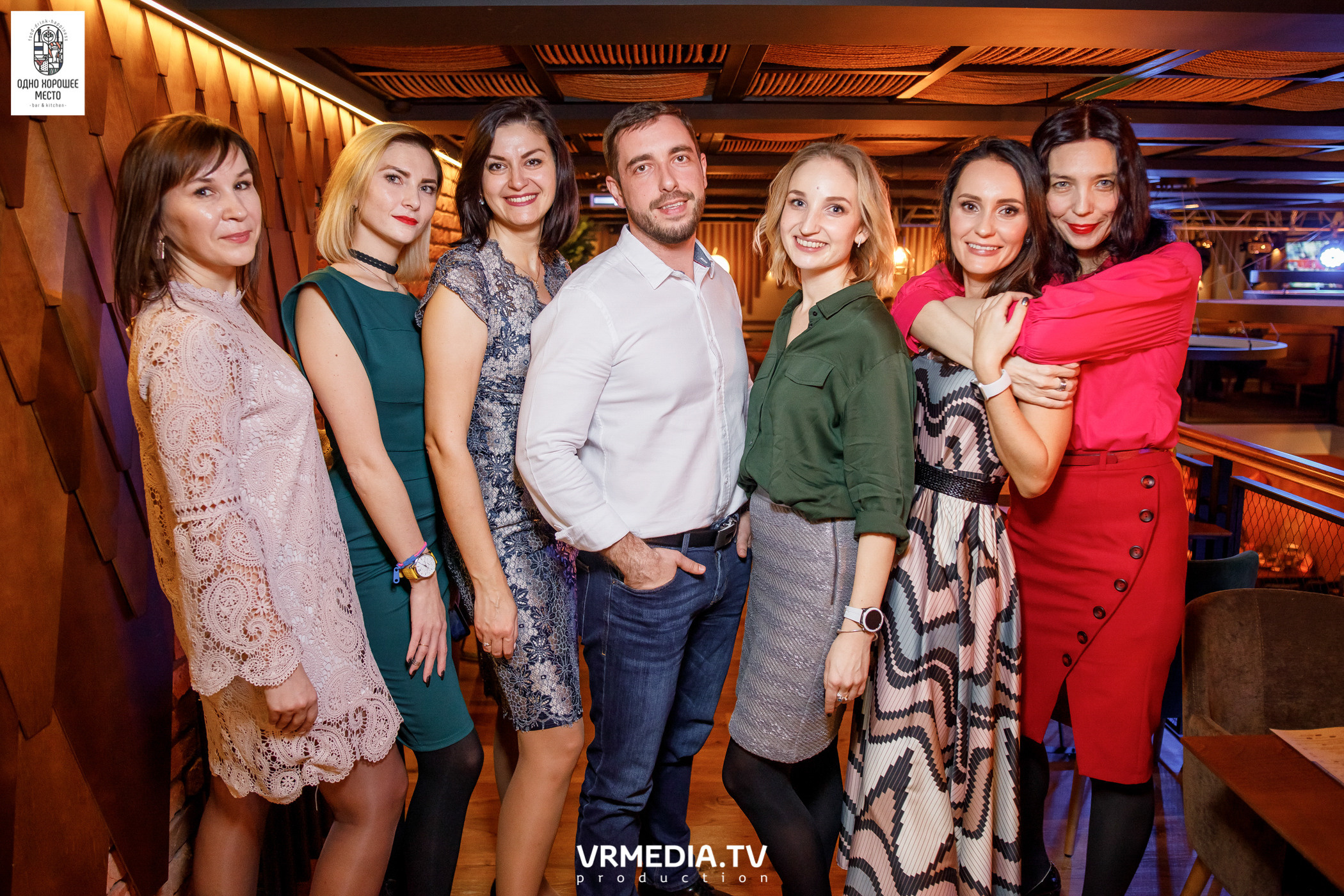 Новогодние корпоративы в ресторане «Одно хорошее место»