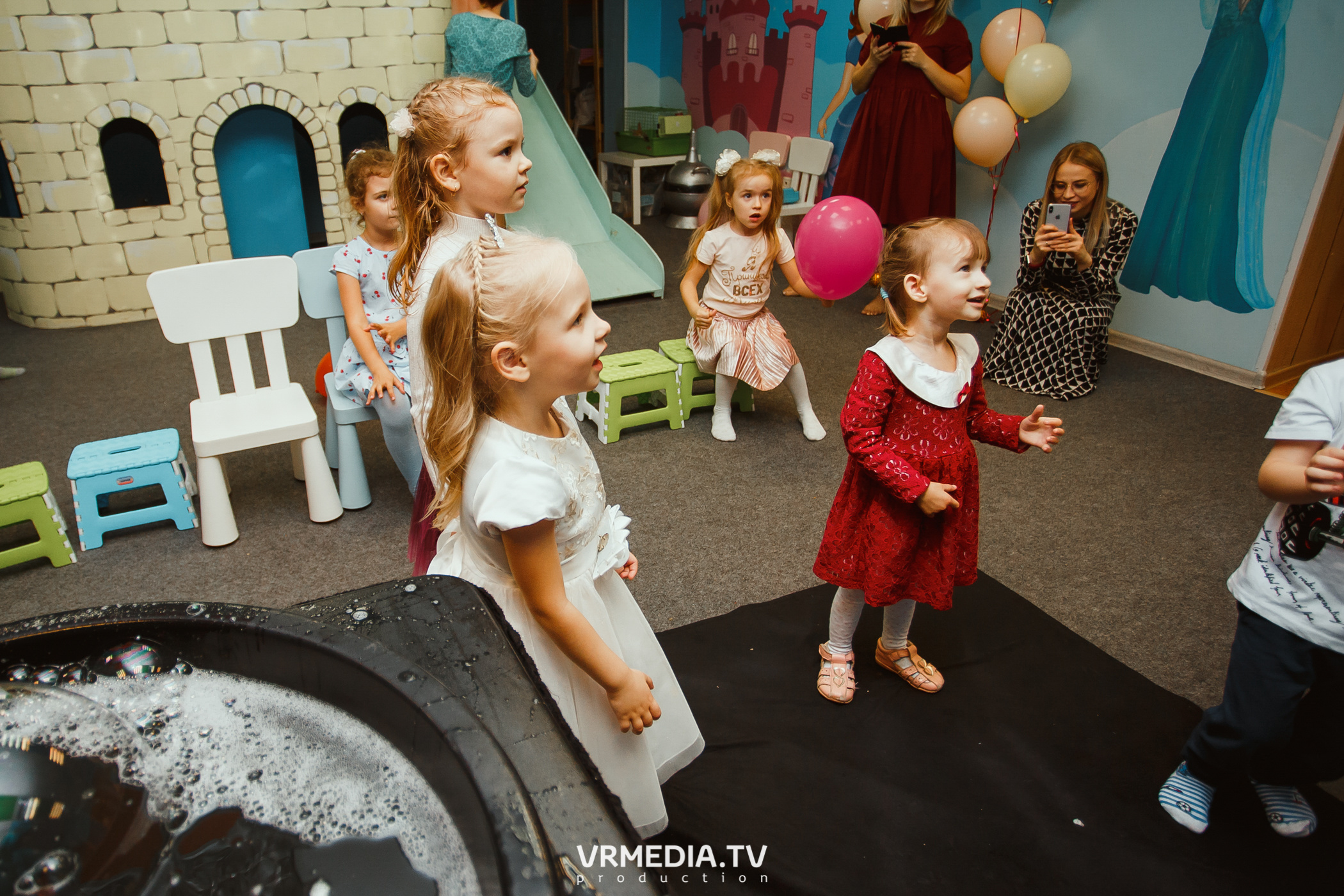 День рождения в «АкунаМатата»