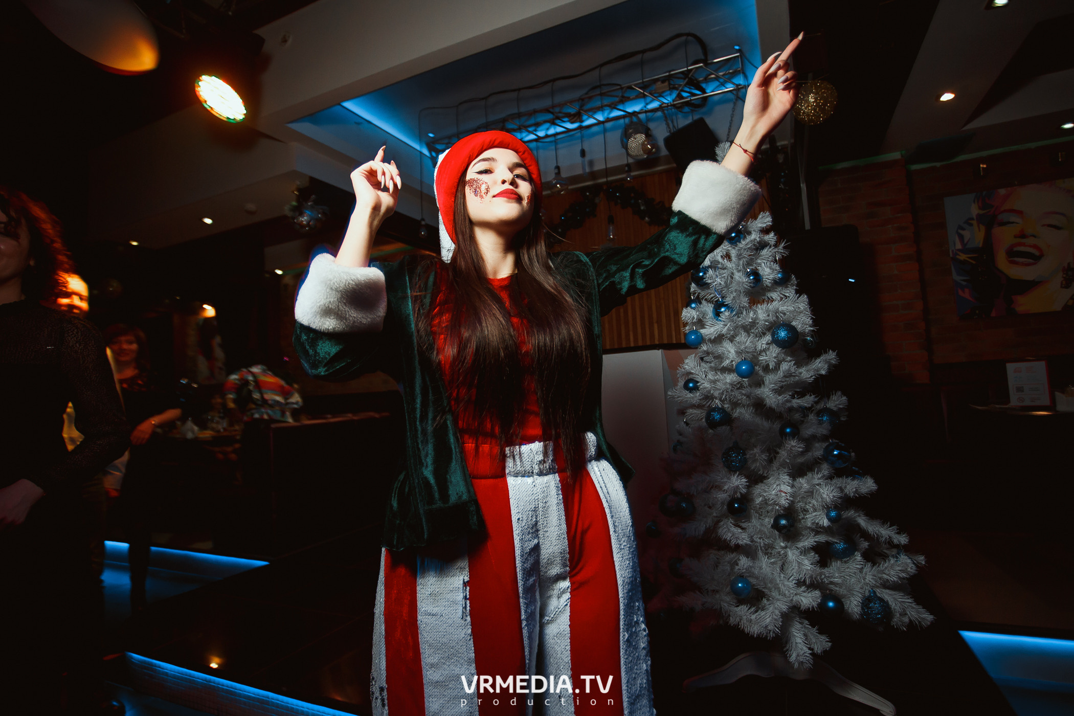 #СтихийныйКорпорат в караоке-баре «Четыре стихии»