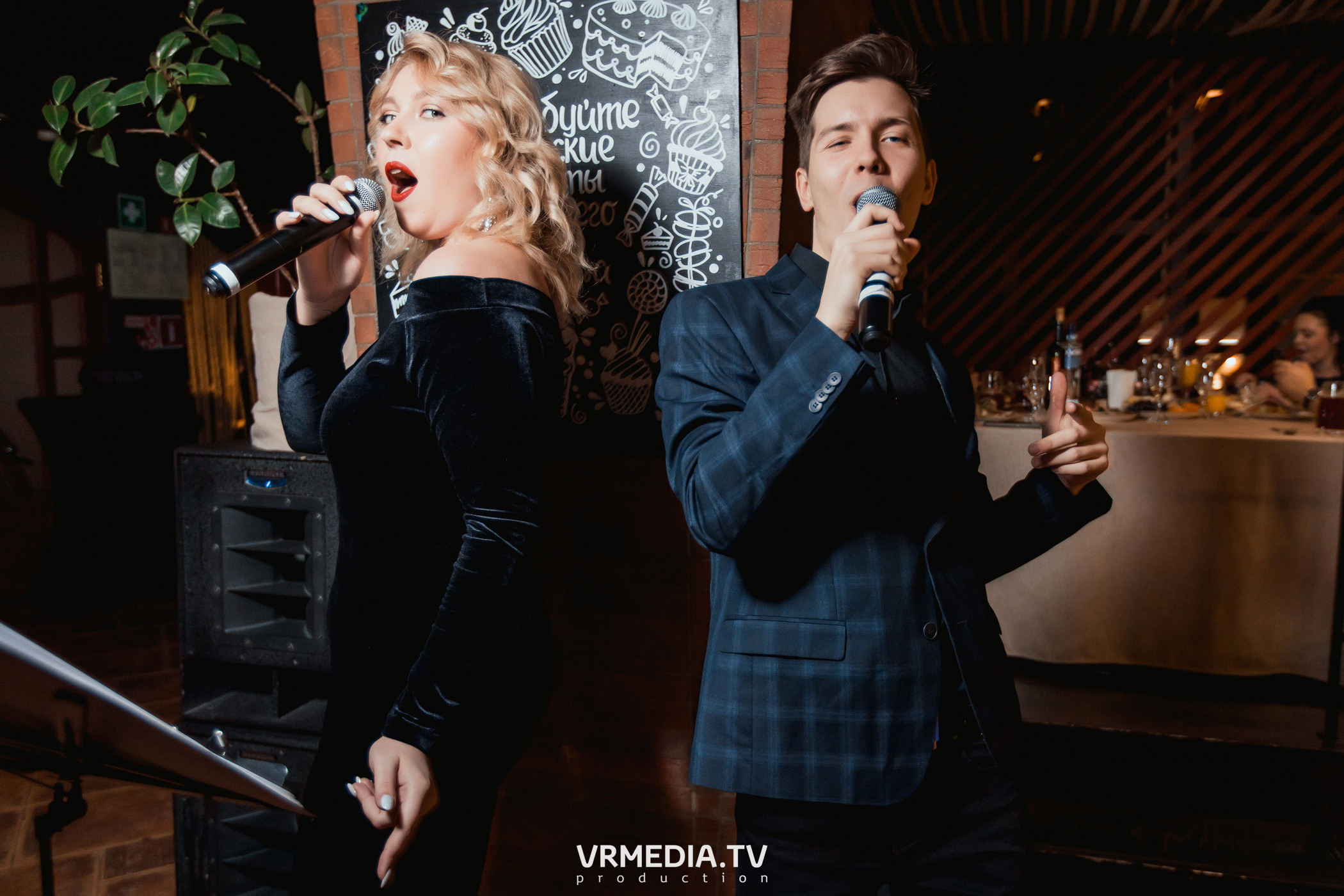 Новогодний вечер в ресторане «Volna»