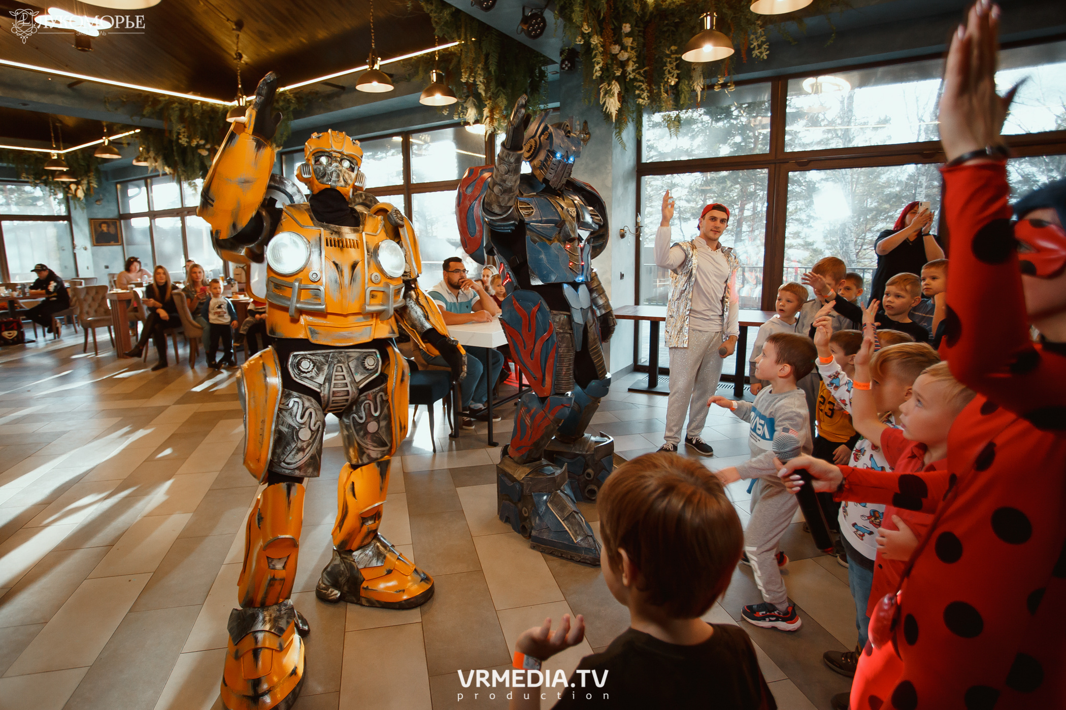 Трансформеры в эко-отеле «Лукоморье»