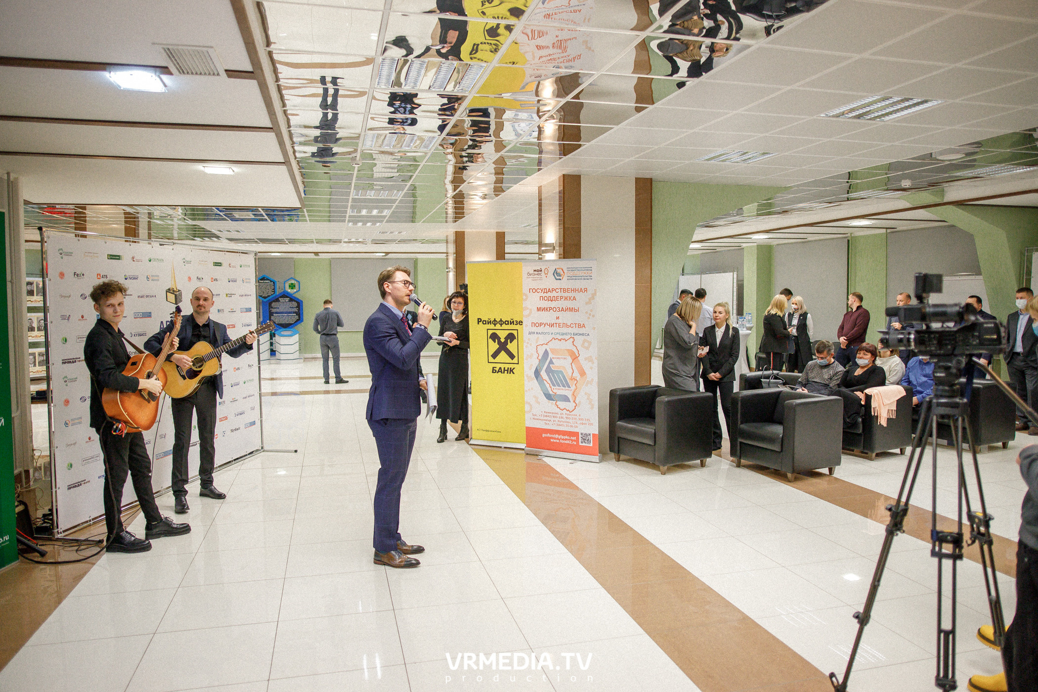 Награждение лауреатов и победителей Аван-Персоны 2020