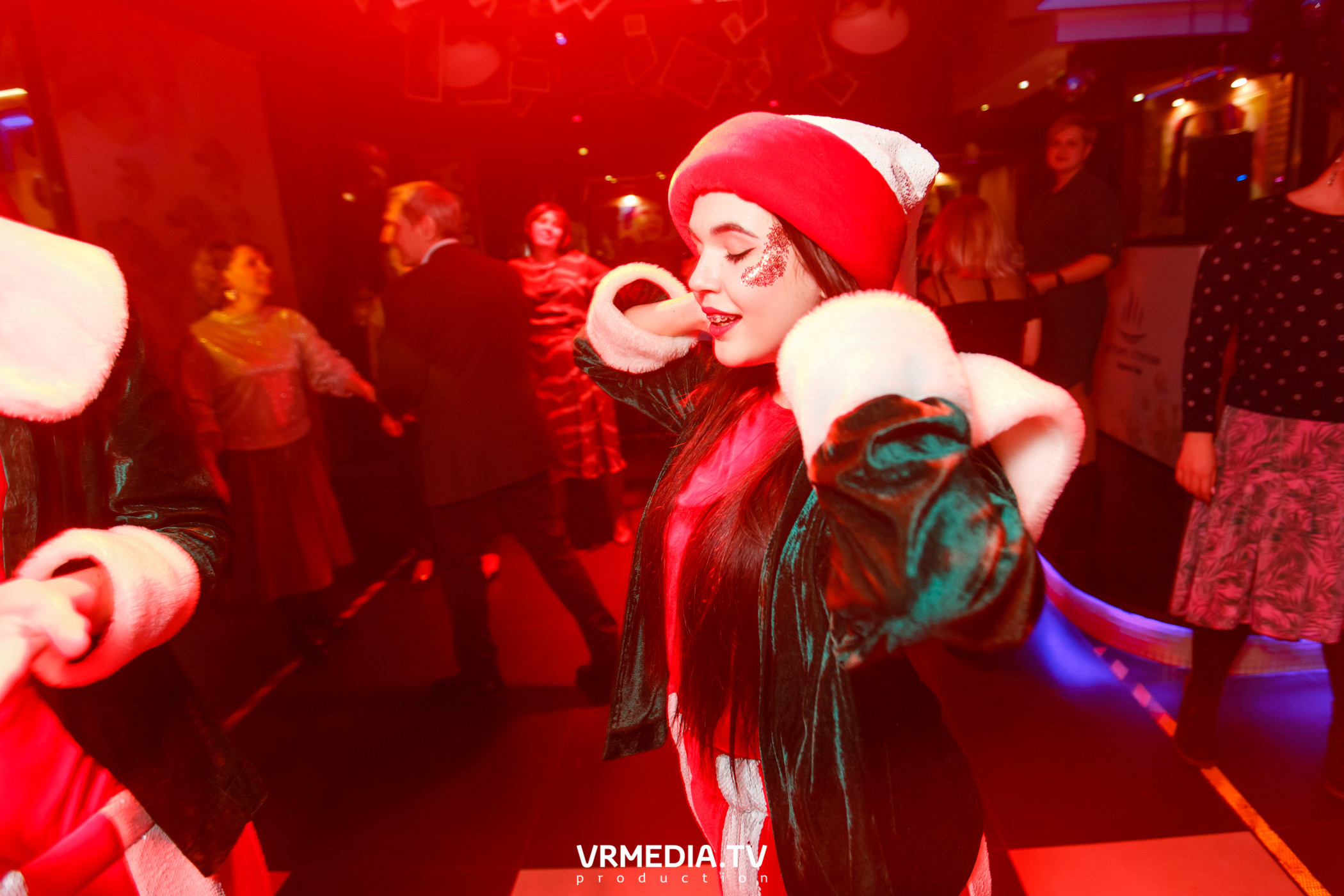 #СтихийныйКорпорат в караоке-баре «Четыре стихии»