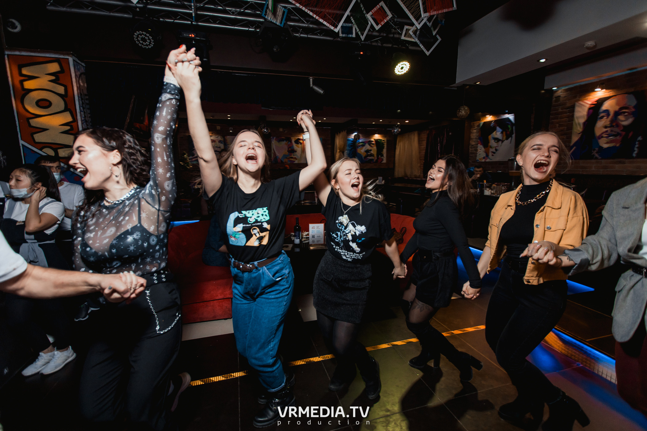 #СтихийныйКорпорат в караоке-баре «Четыре стихии»