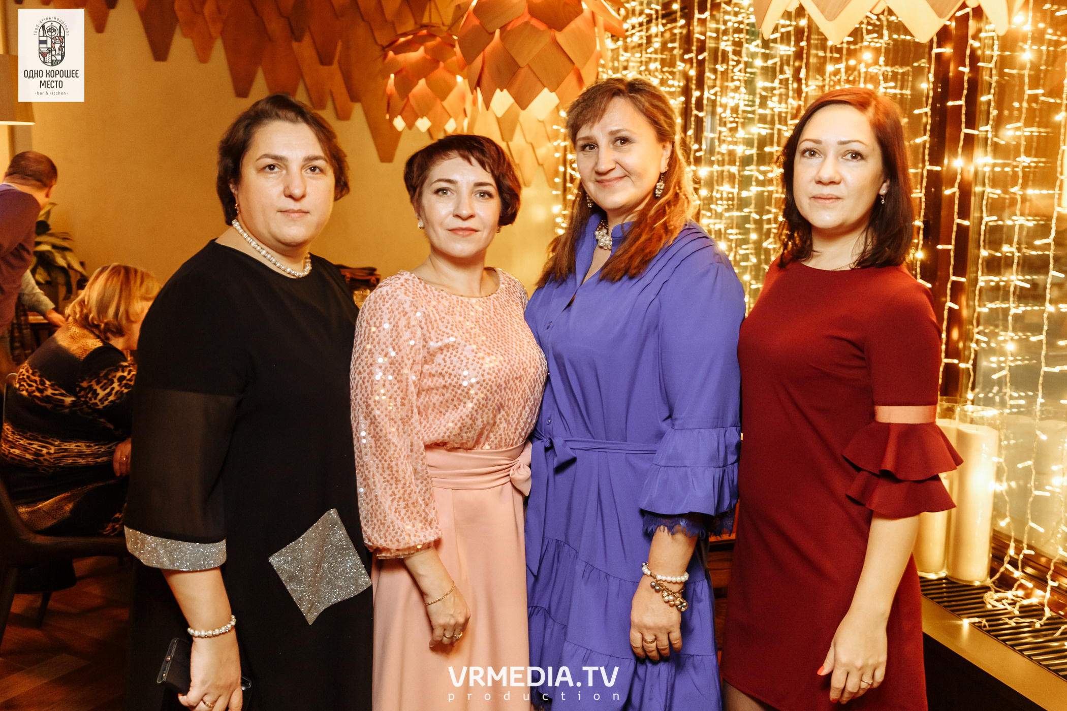 Новогодние корпоративы в ресторане «Одно хорошее место»