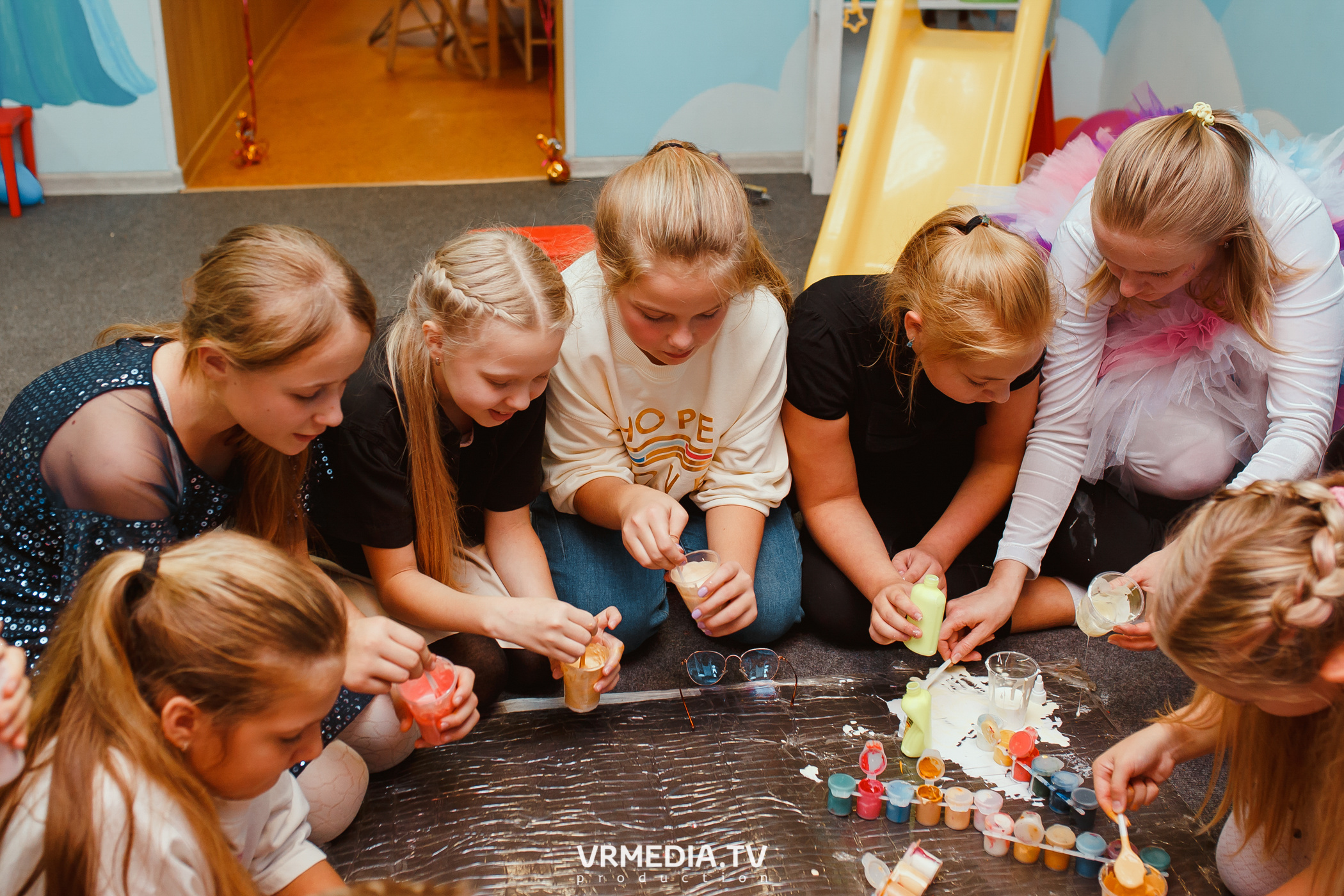 День рождения в «АкунаМатата»