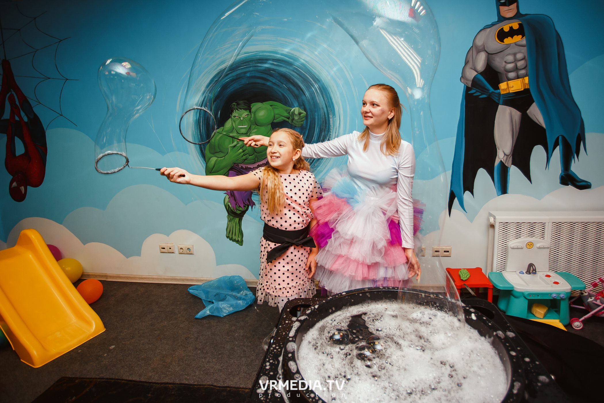 День рождения в «АкунаМатата»