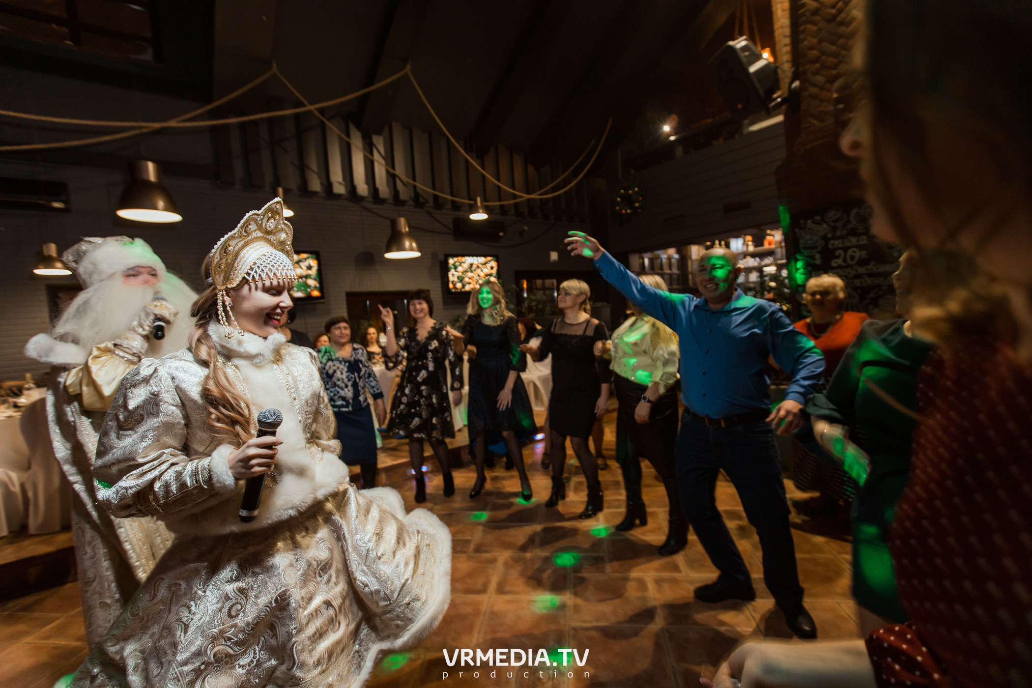 Новогодний вечер в ресторане «Volna»