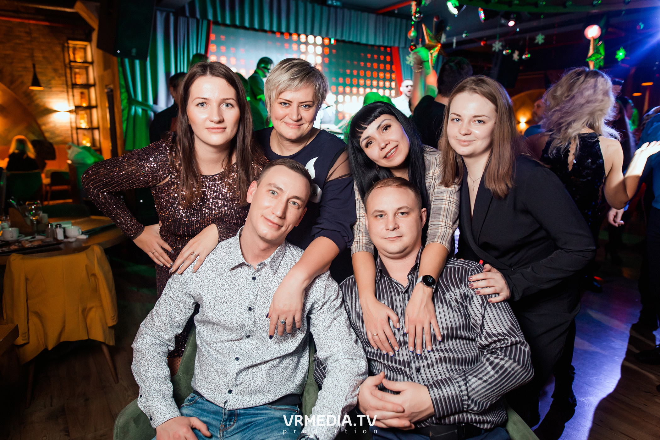 Новогодние корпоративы в гриль-баре «Жара»