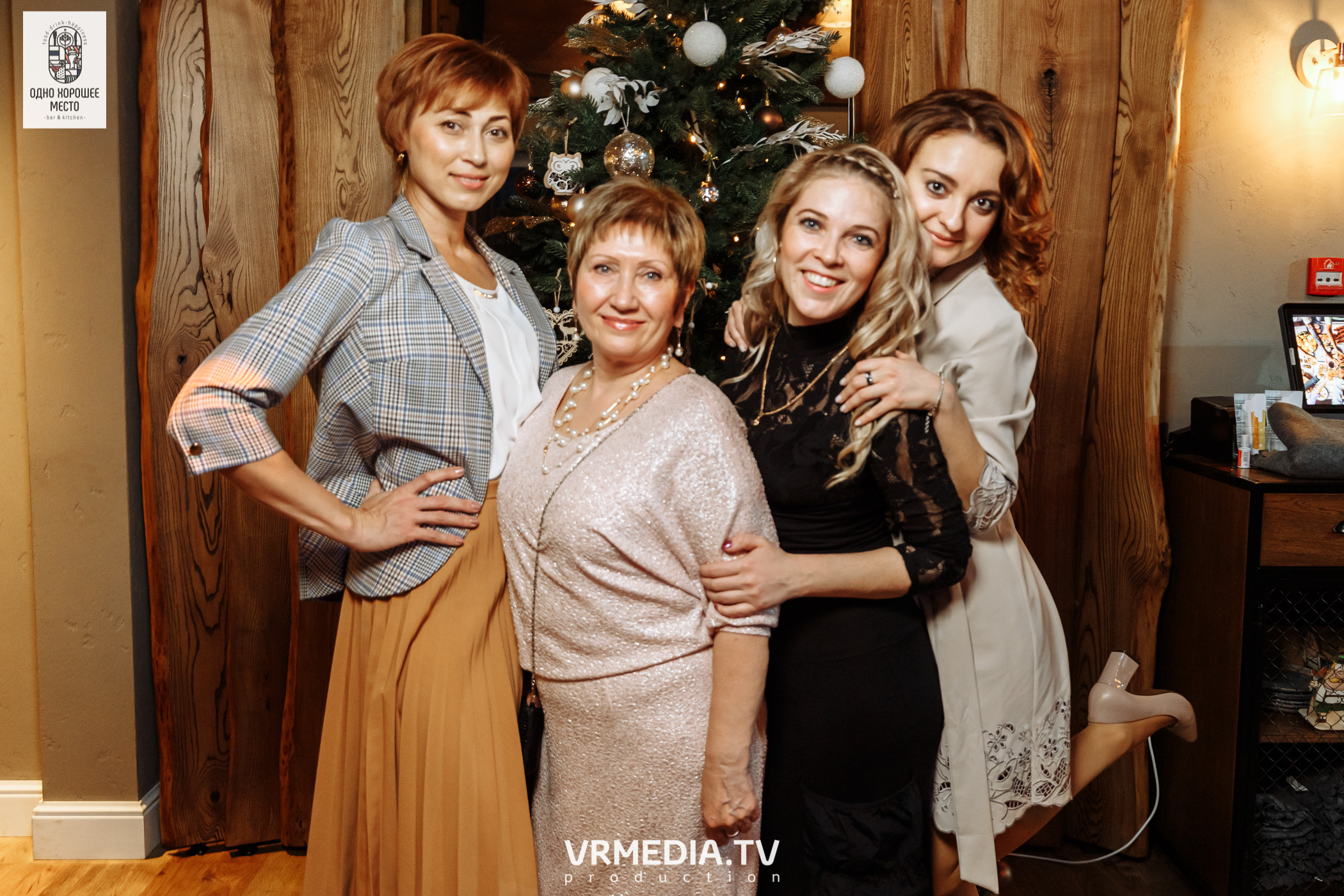 Новогодние корпоративы в ресторане «Одно хорошее место»