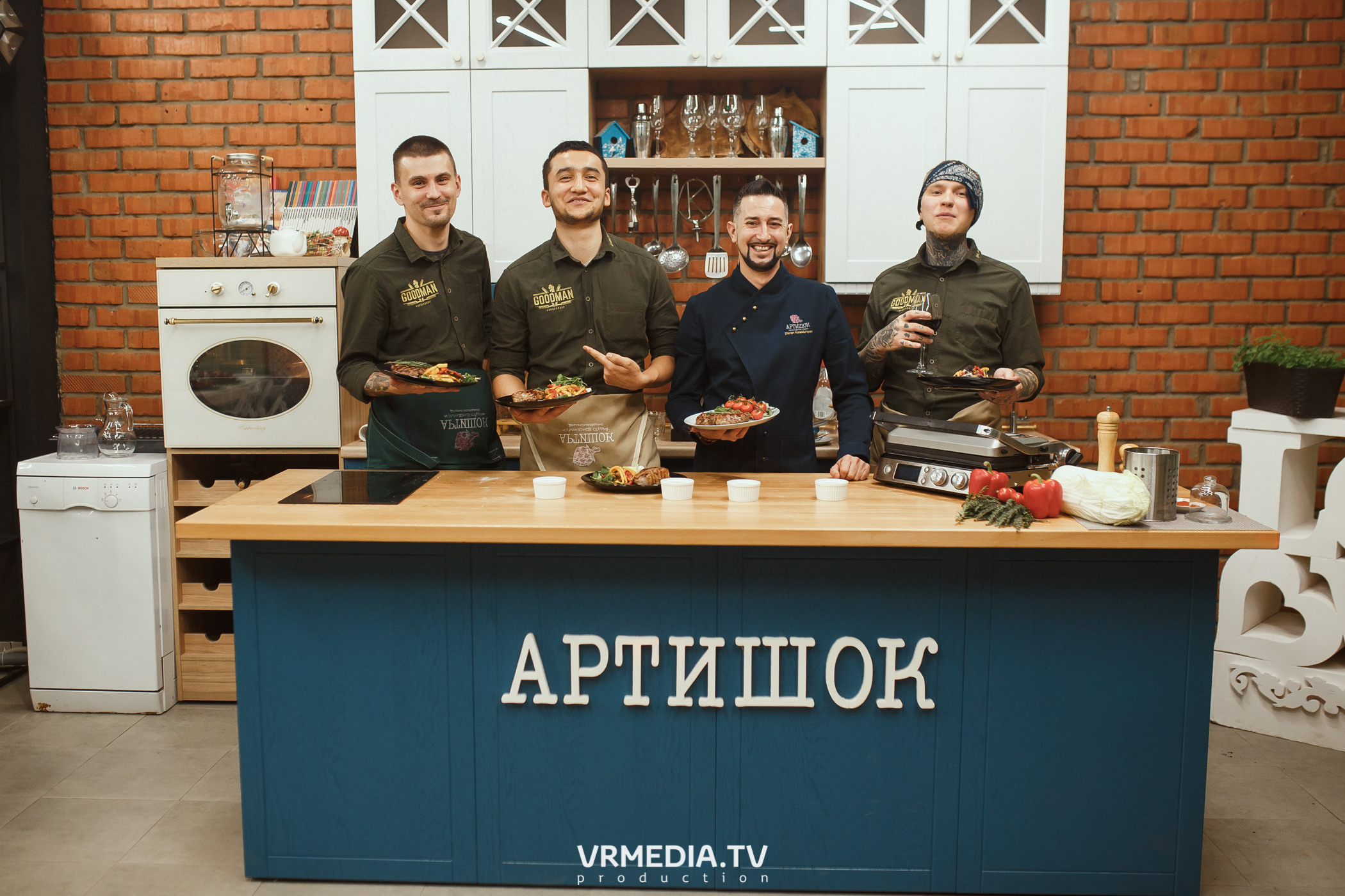 Кулинарная студия «Артишок». Битва столов: Барберы GoodMan — жарят мяс