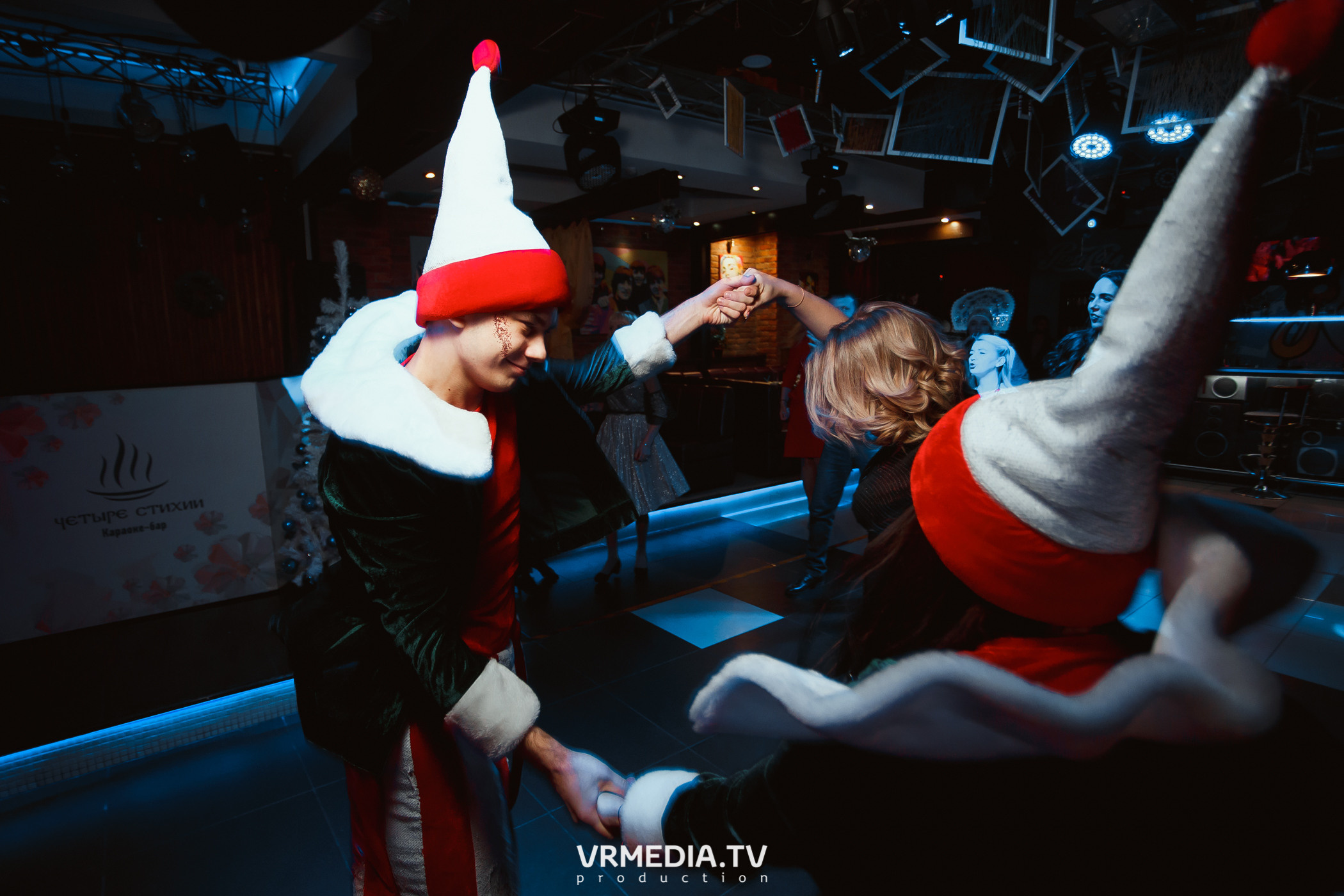 #СтихийныйКорпорат в караоке-баре «Четыре стихии»