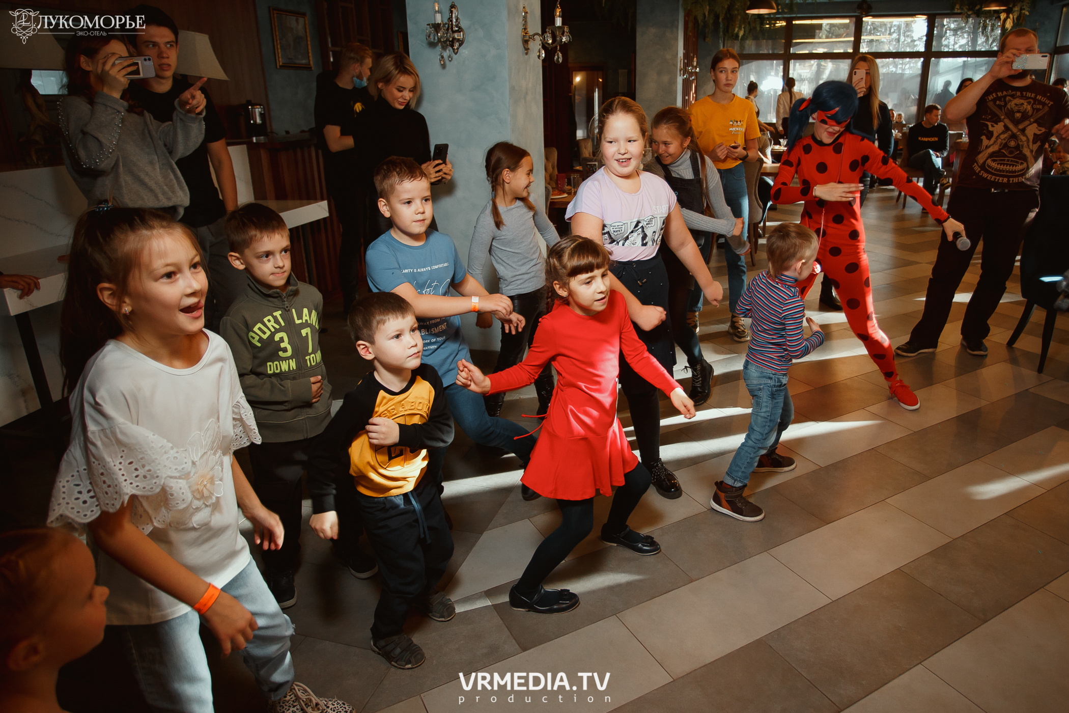 Трансформеры в эко-отеле «Лукоморье»