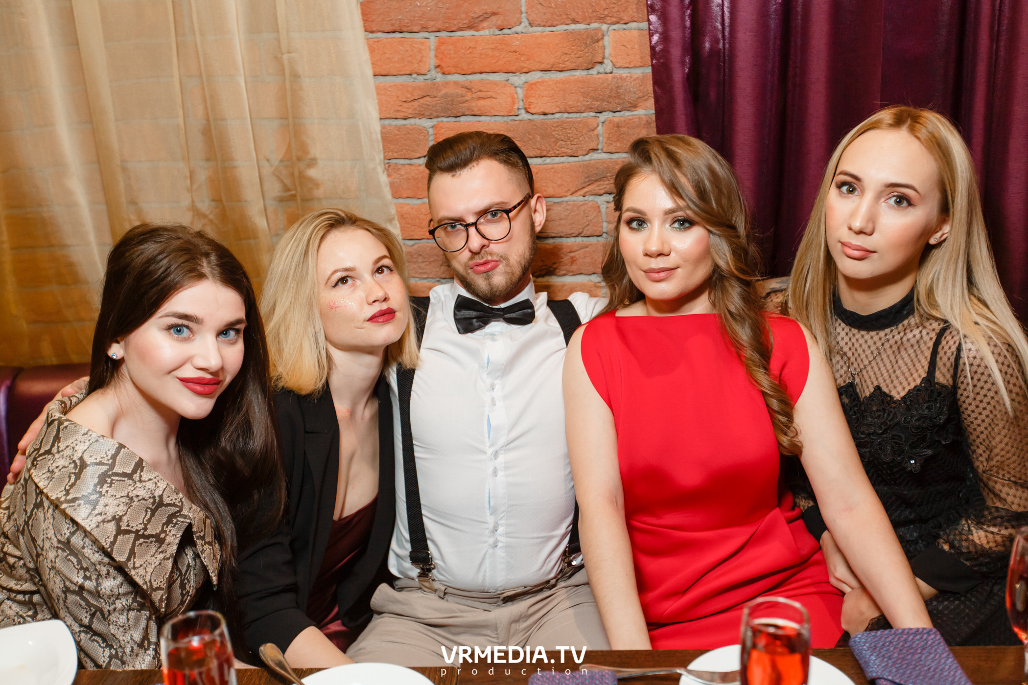 #СтихийныйКорпорат в караоке-баре «Четыре стихии»