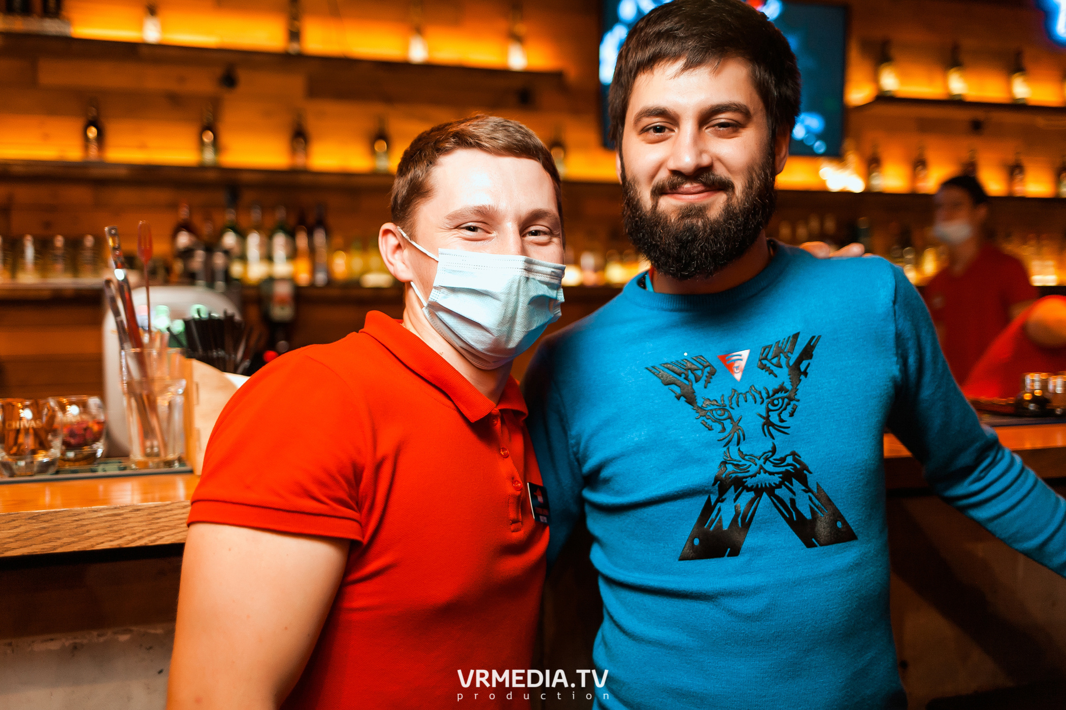 Группа «Коктейль Молотова» в гриль-баре «Жара»