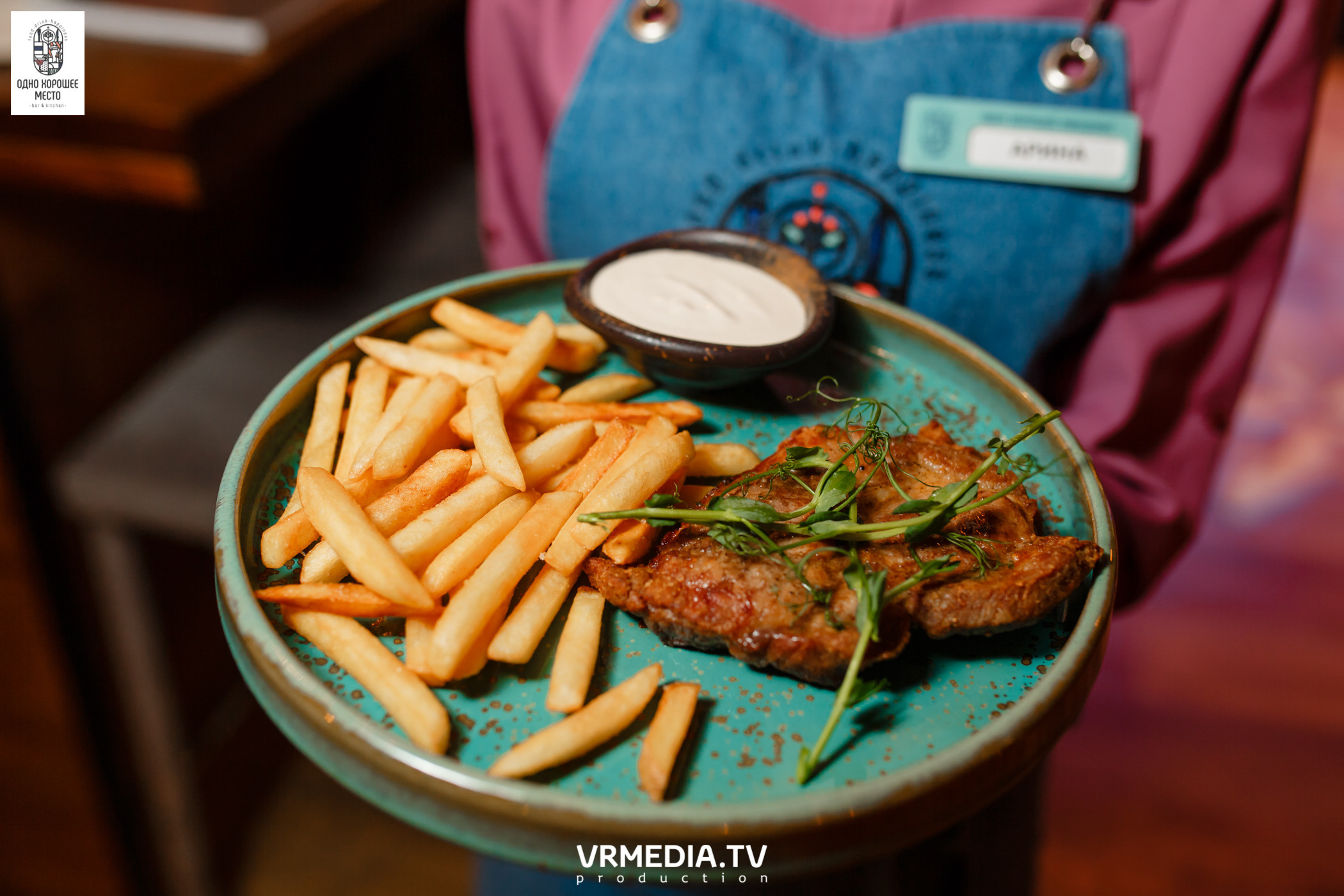 Новогодние корпоративы в ресторане «Одно хорошее место»