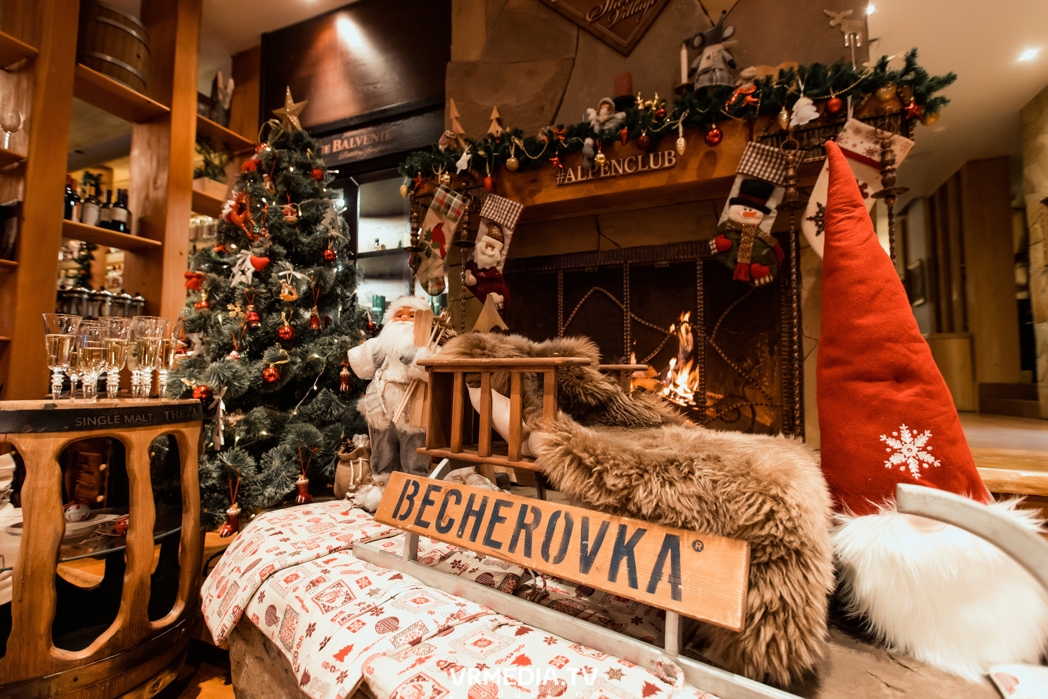 Новогодняя ночь в «Alpen Club»