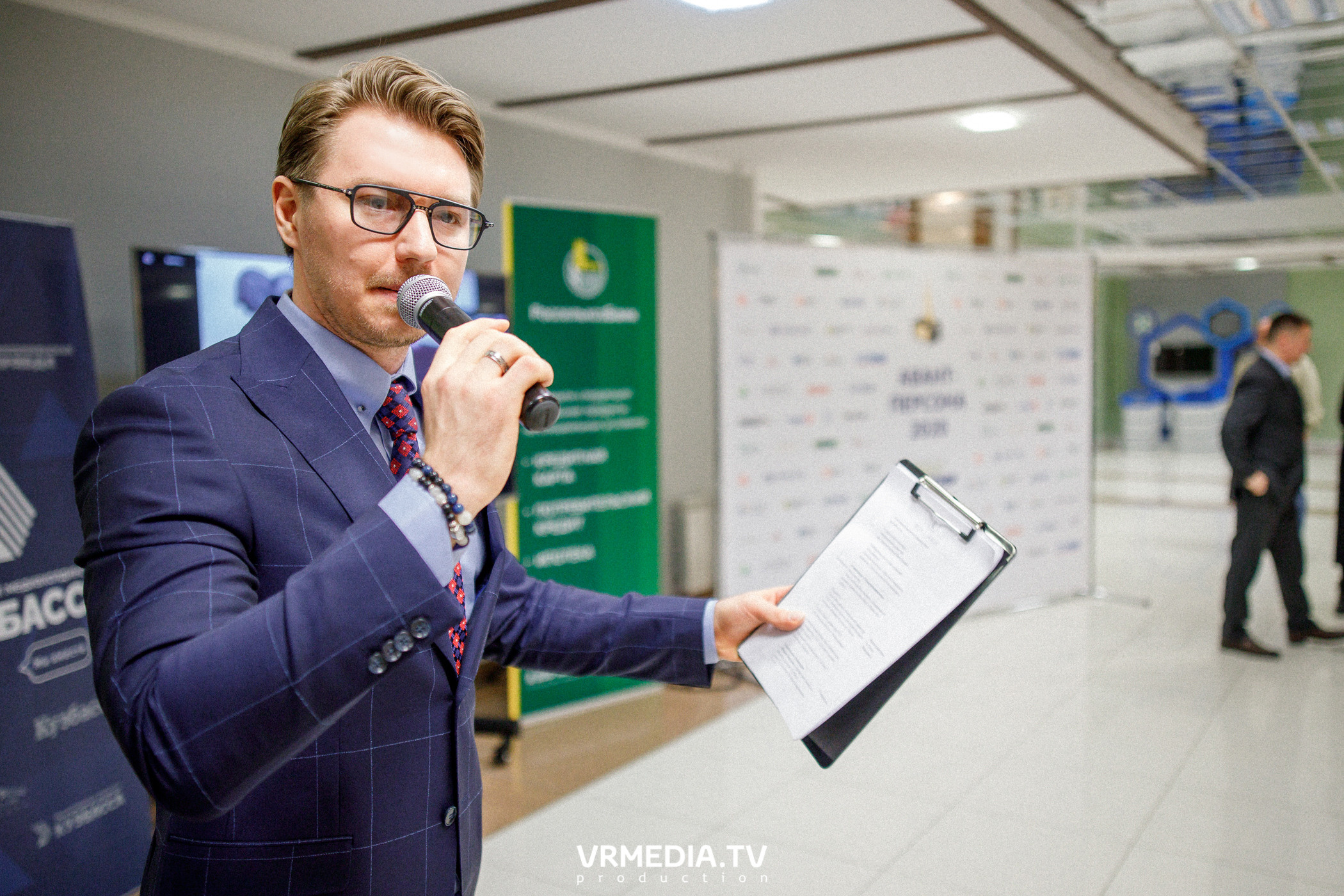 Награждение лауреатов и победителей Аван-Персоны 2020