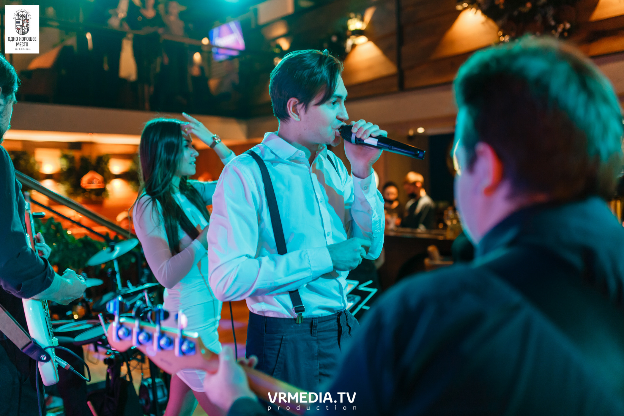 Новогодние корпоративы в ресторане «Одно хорошее место»